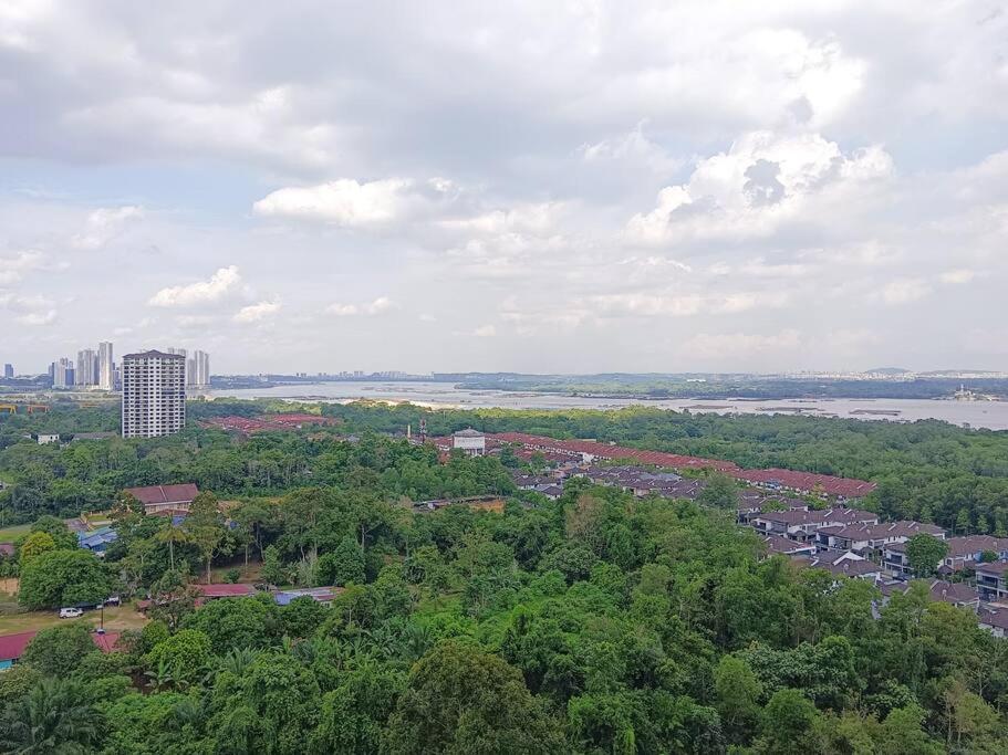 Twin Danga, Near CIQ 3BR 9PAX, Perling-Woodlands Sea view,Hint