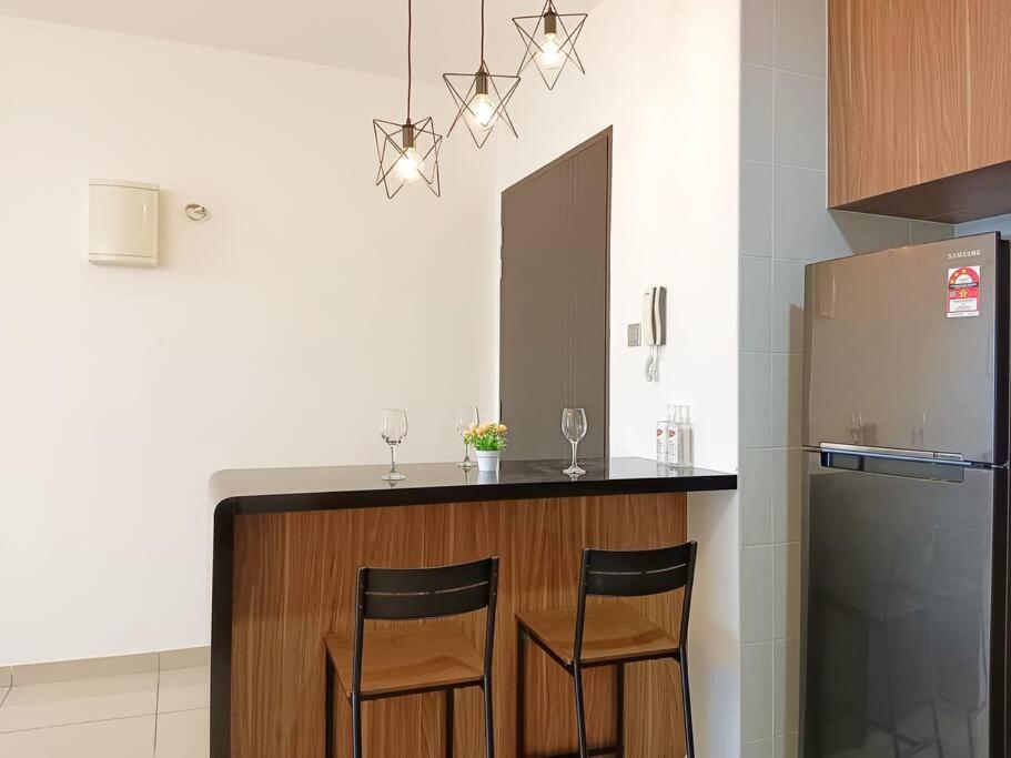 Twin Danga, Near CIQ 3BR 9PAX, Perling-Woodlands Sea view,Hint