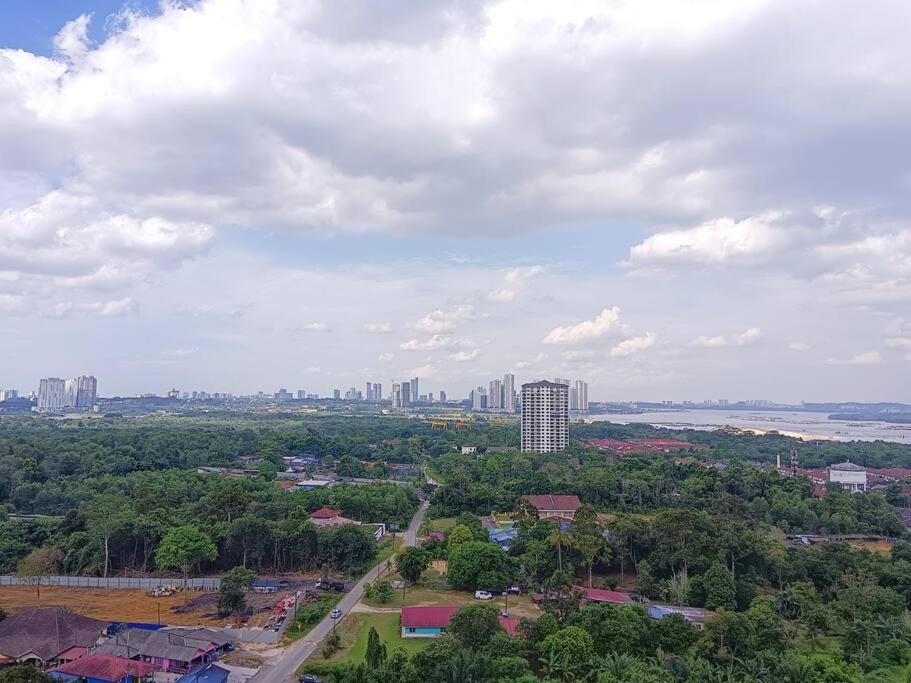 Twin Danga, Near CIQ 3BR 9PAX, Perling-Woodlands Sea view,Hint