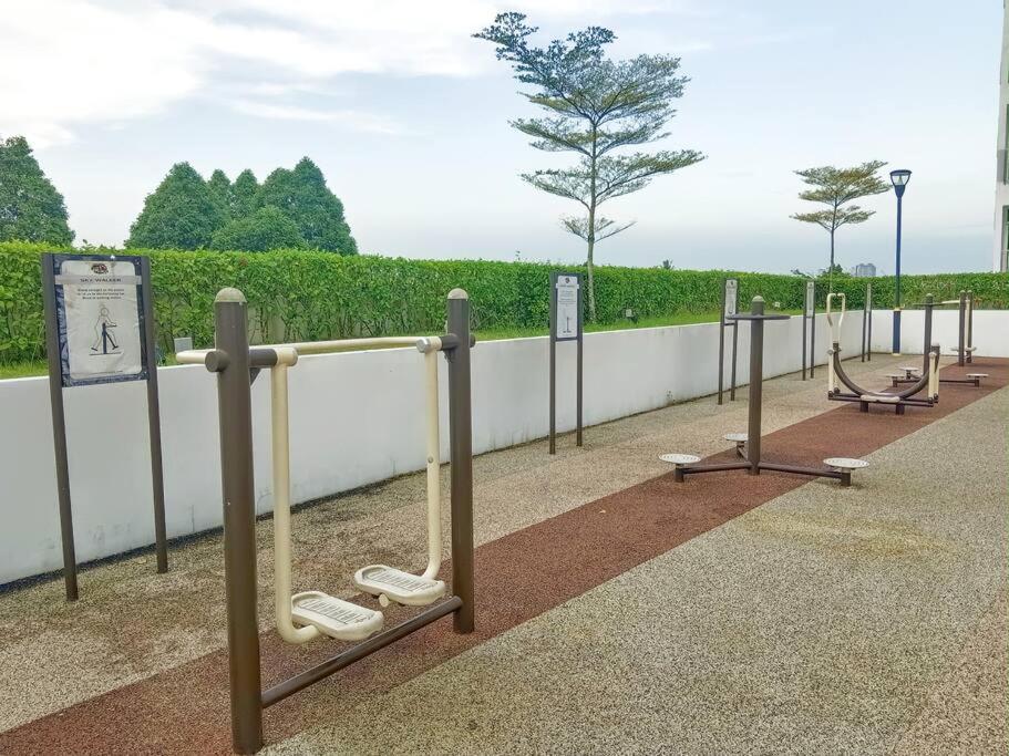 Twin Danga, Near CIQ 3BR 9PAX, Perling-Woodlands Sea view,Hint