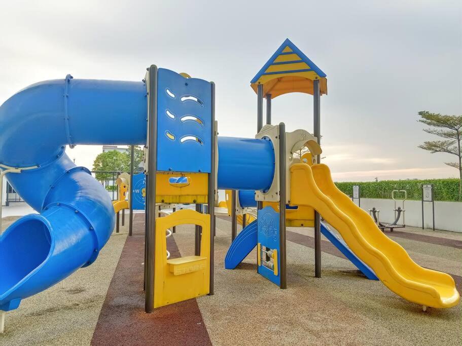 Twin Danga, Near CIQ 3BR 9PAX, Perling-Woodlands Sea view,Hint