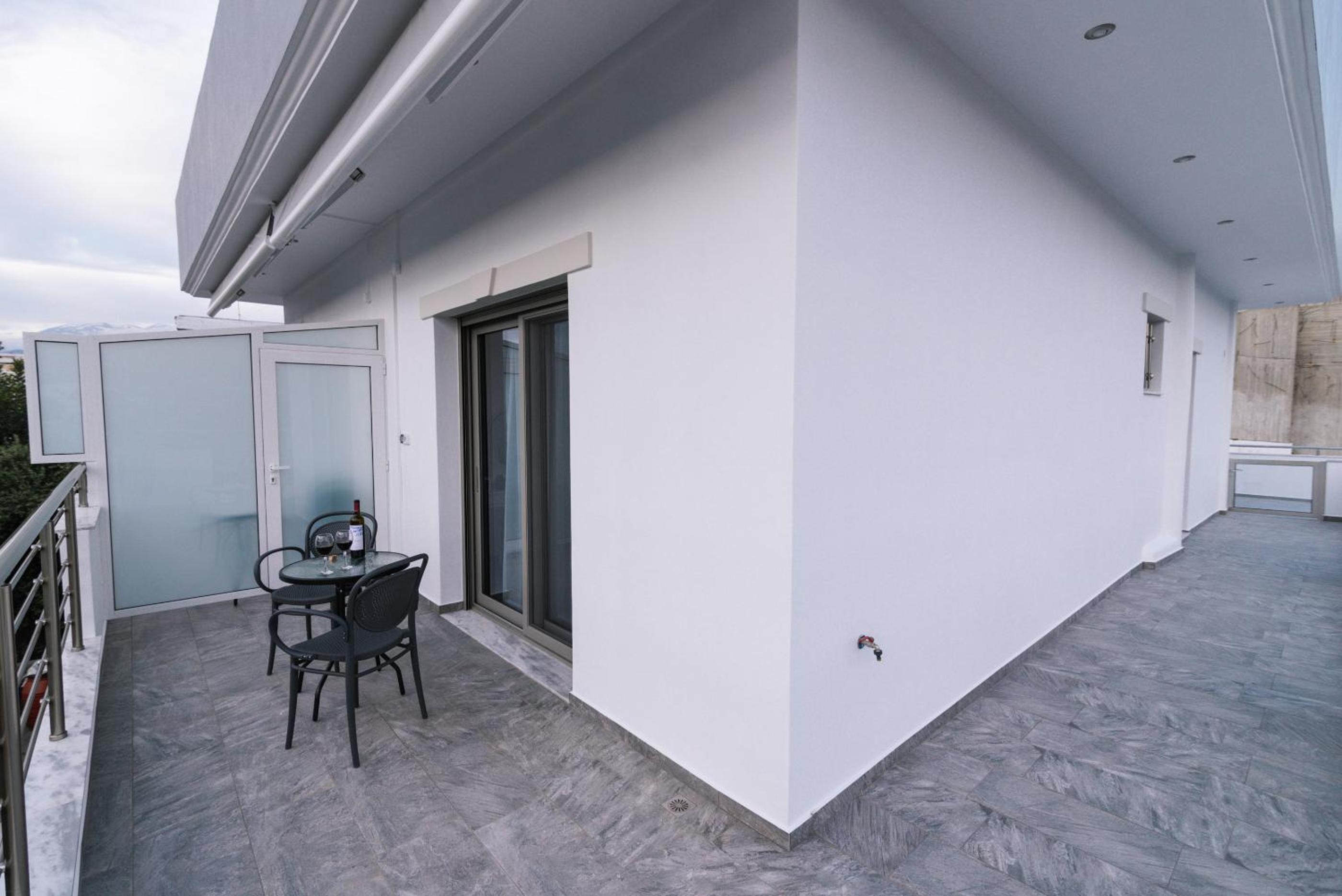 Lychnos apartments