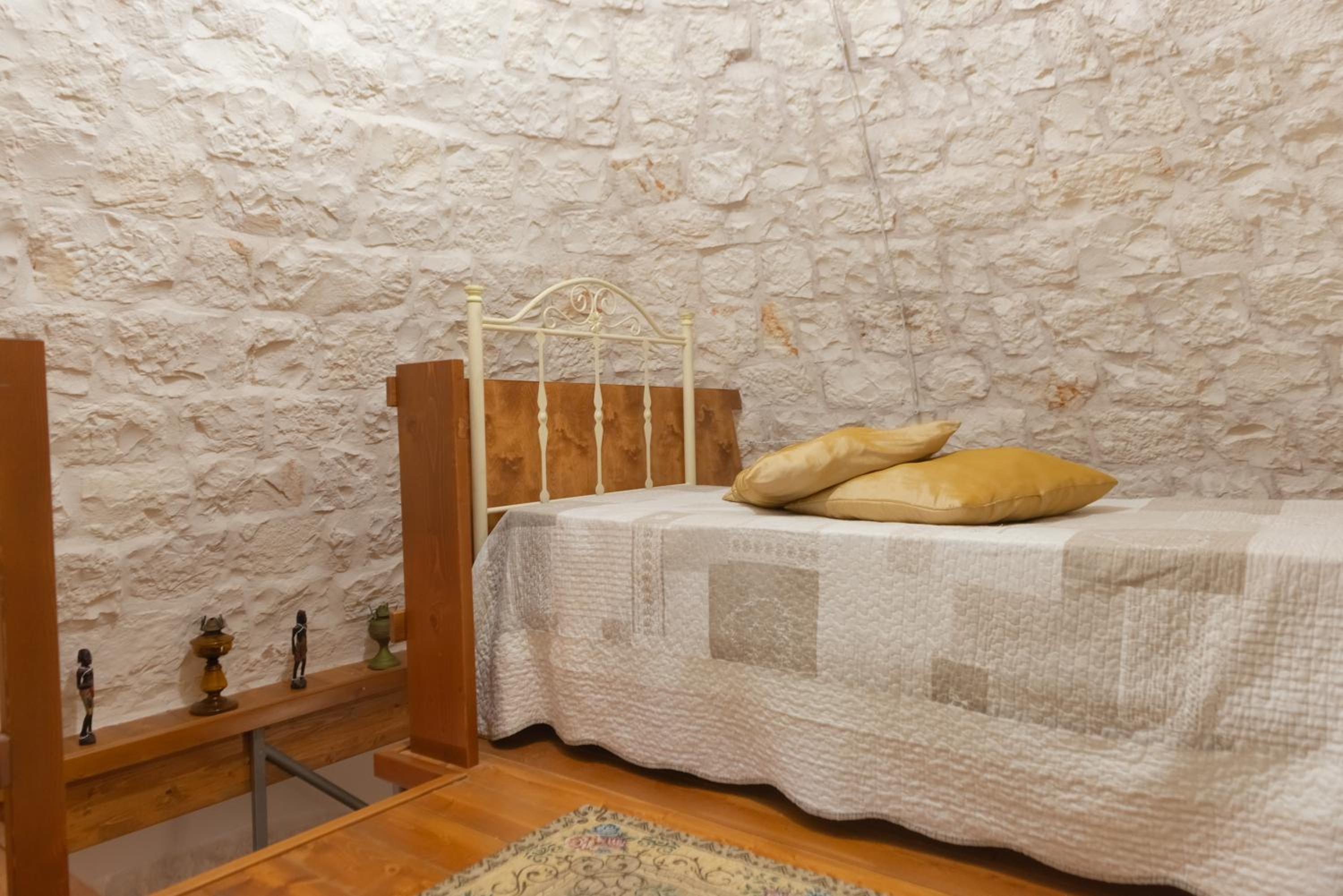 TRULLO LA GRANDE PERGOLA view 4