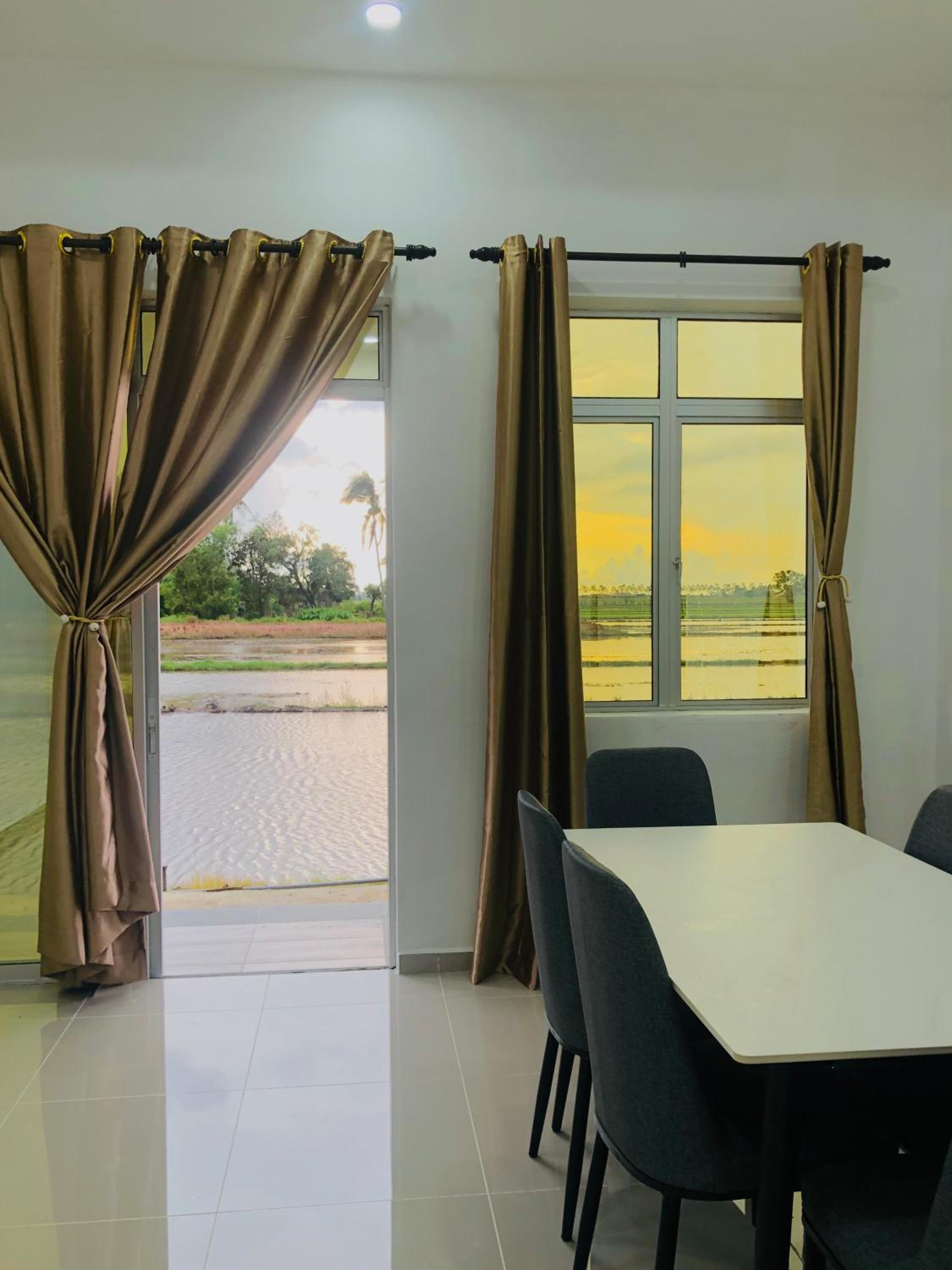Aisyy homestay photo 6