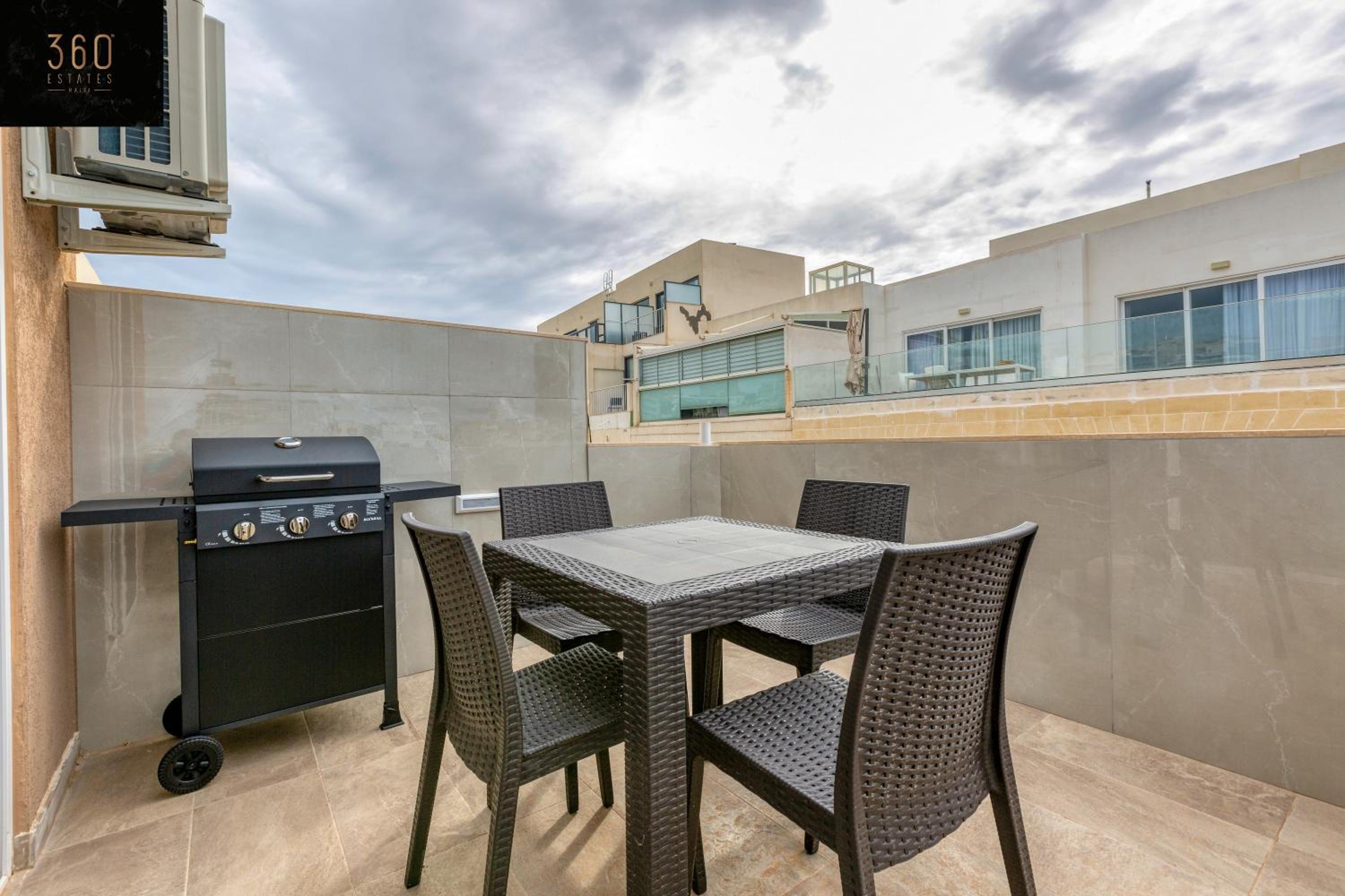 Duplex penthouse in St. Julian's with Views & BBQ by 360 Estates view 4