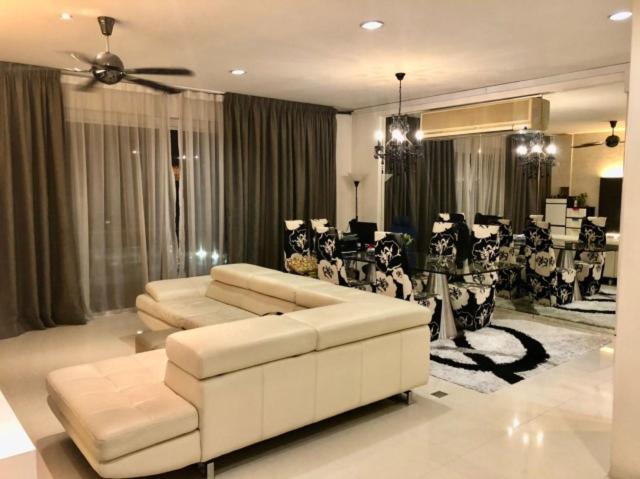 menara bintang goldhill