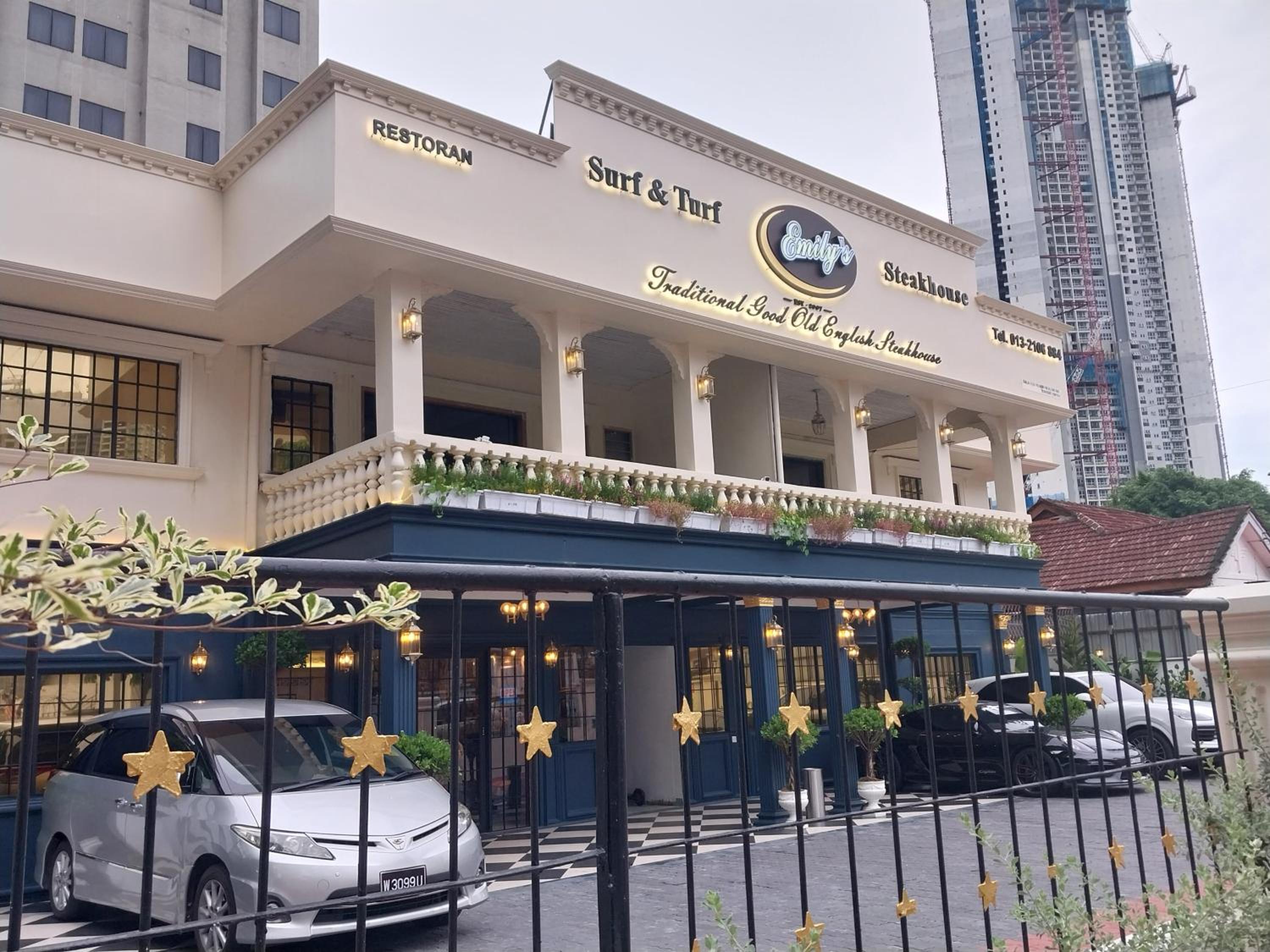 menara bintang goldhill