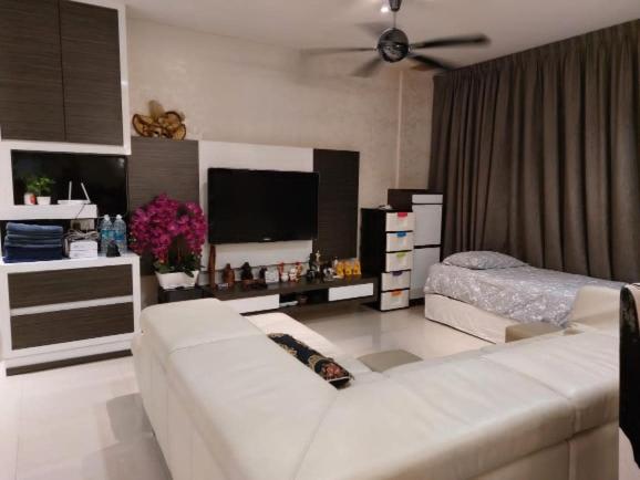 menara bintang goldhill