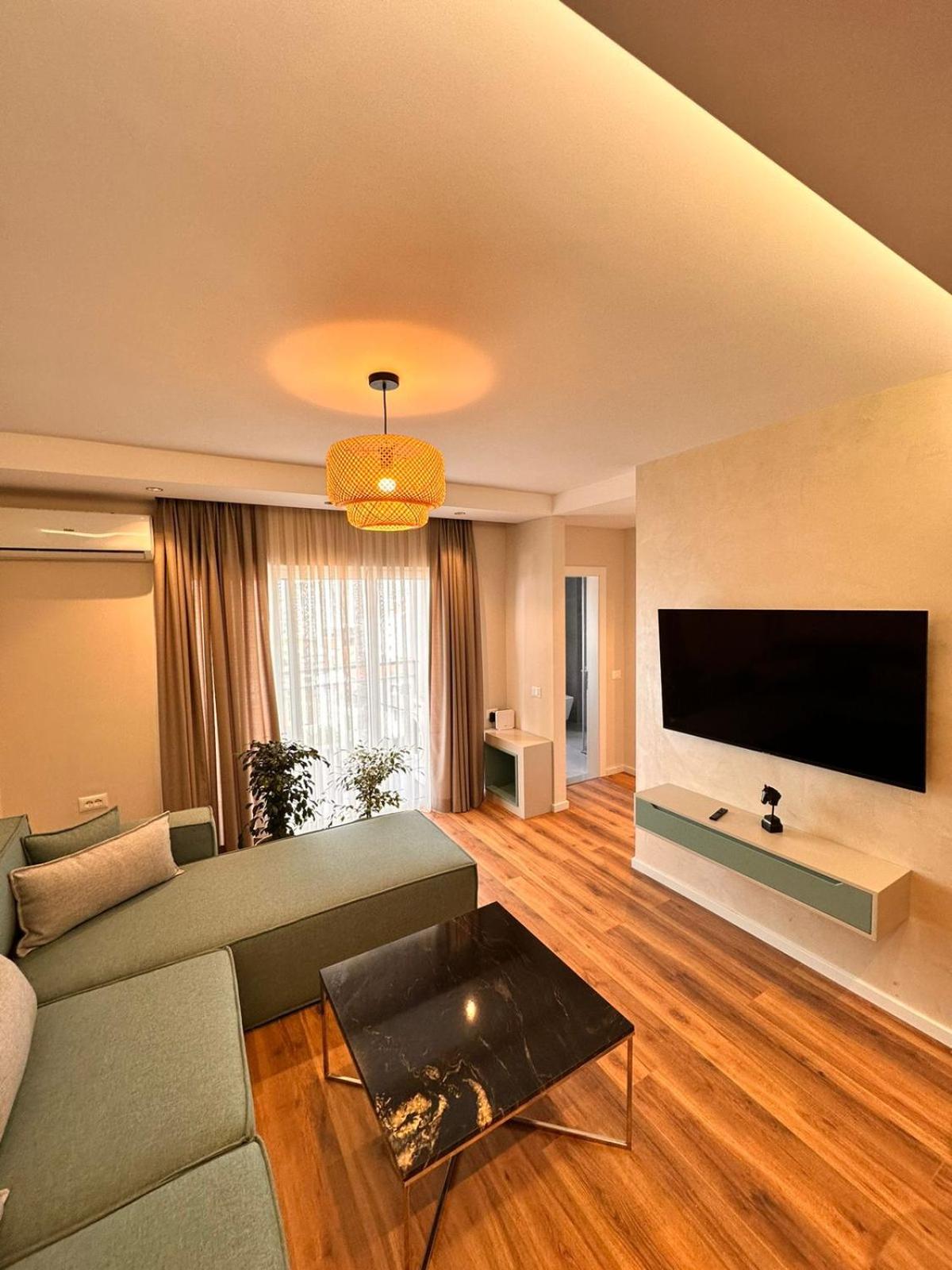 ERG APARTMENTS