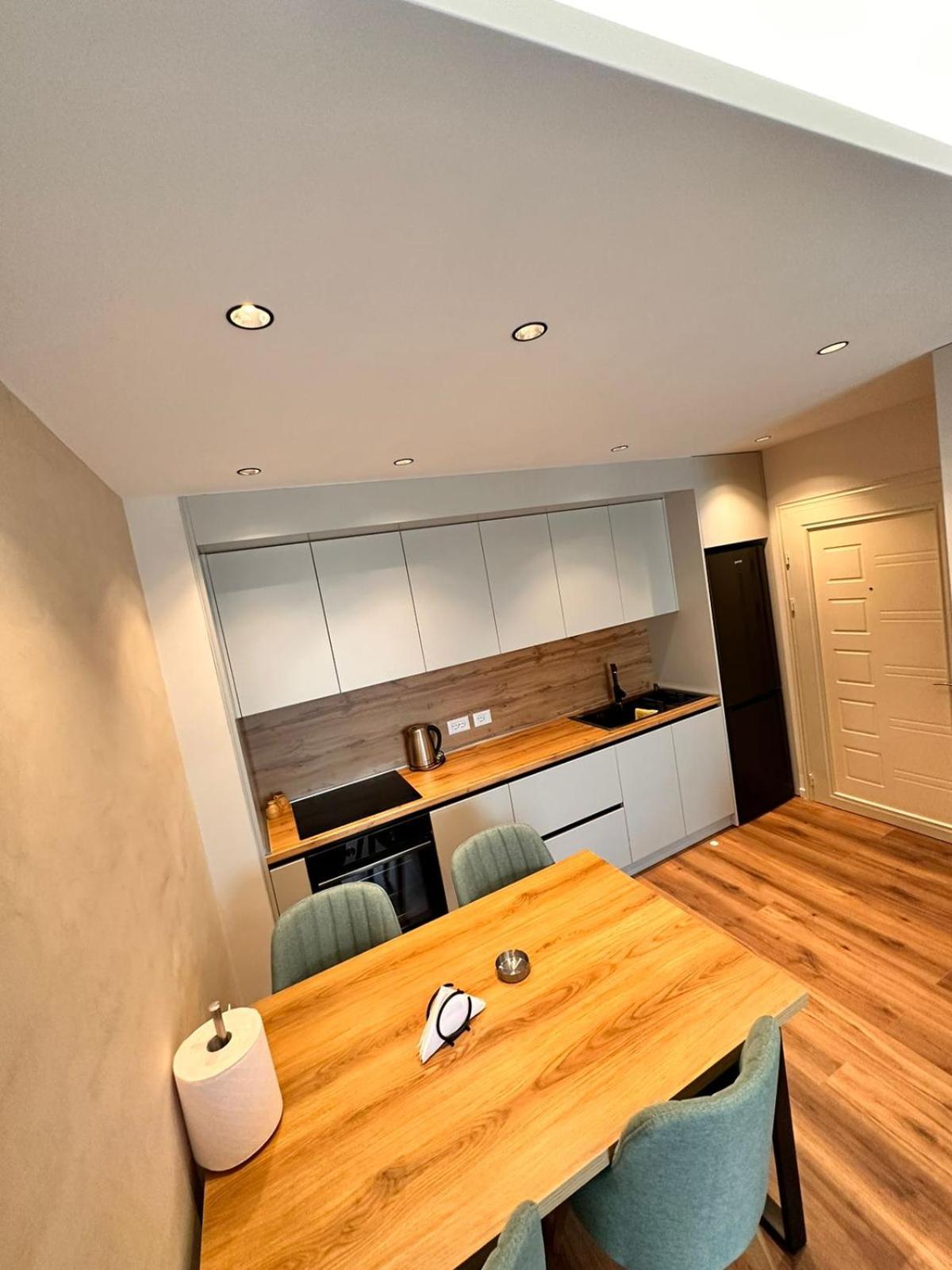 ERG APARTMENTS