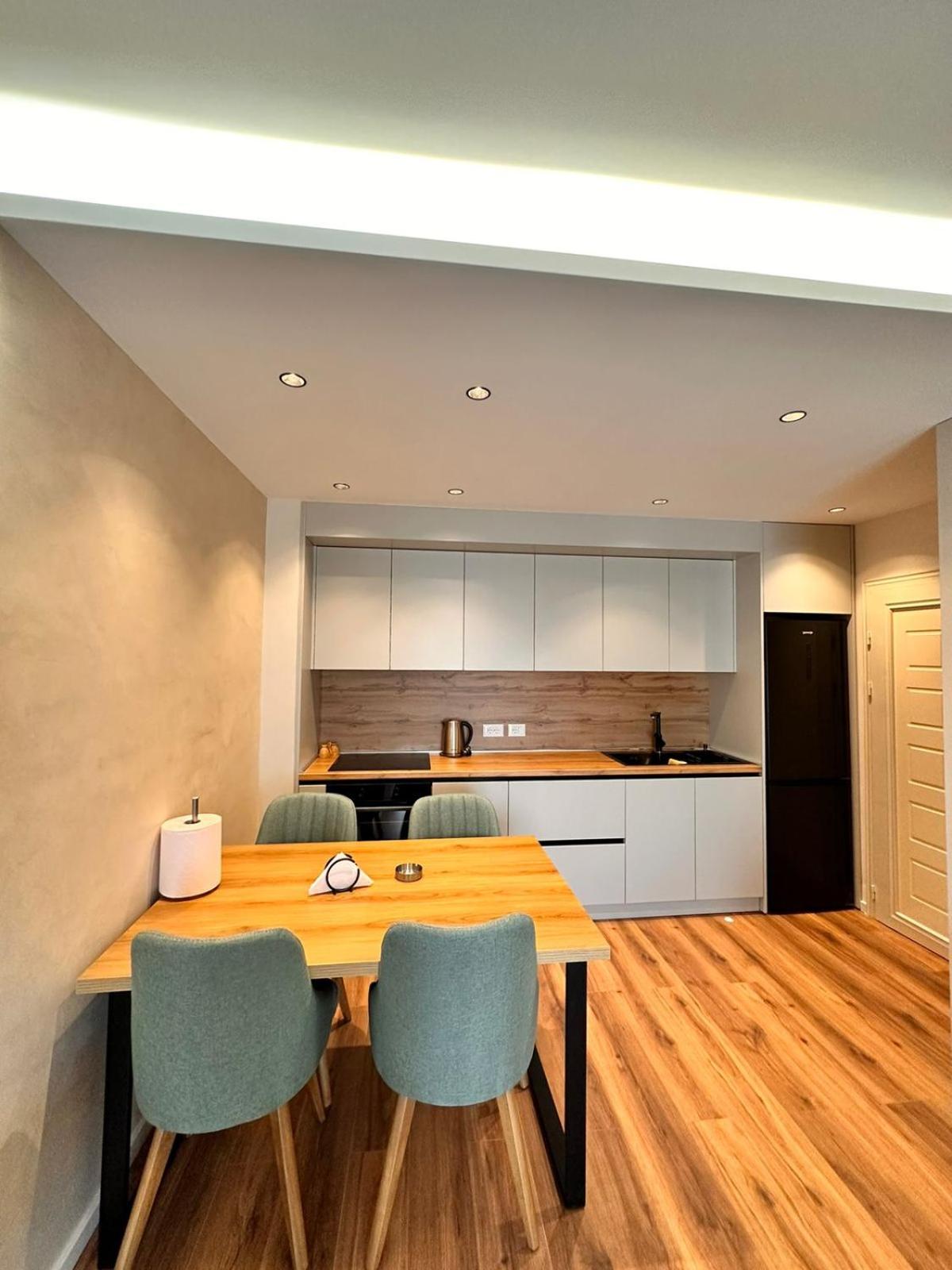 ERG APARTMENTS