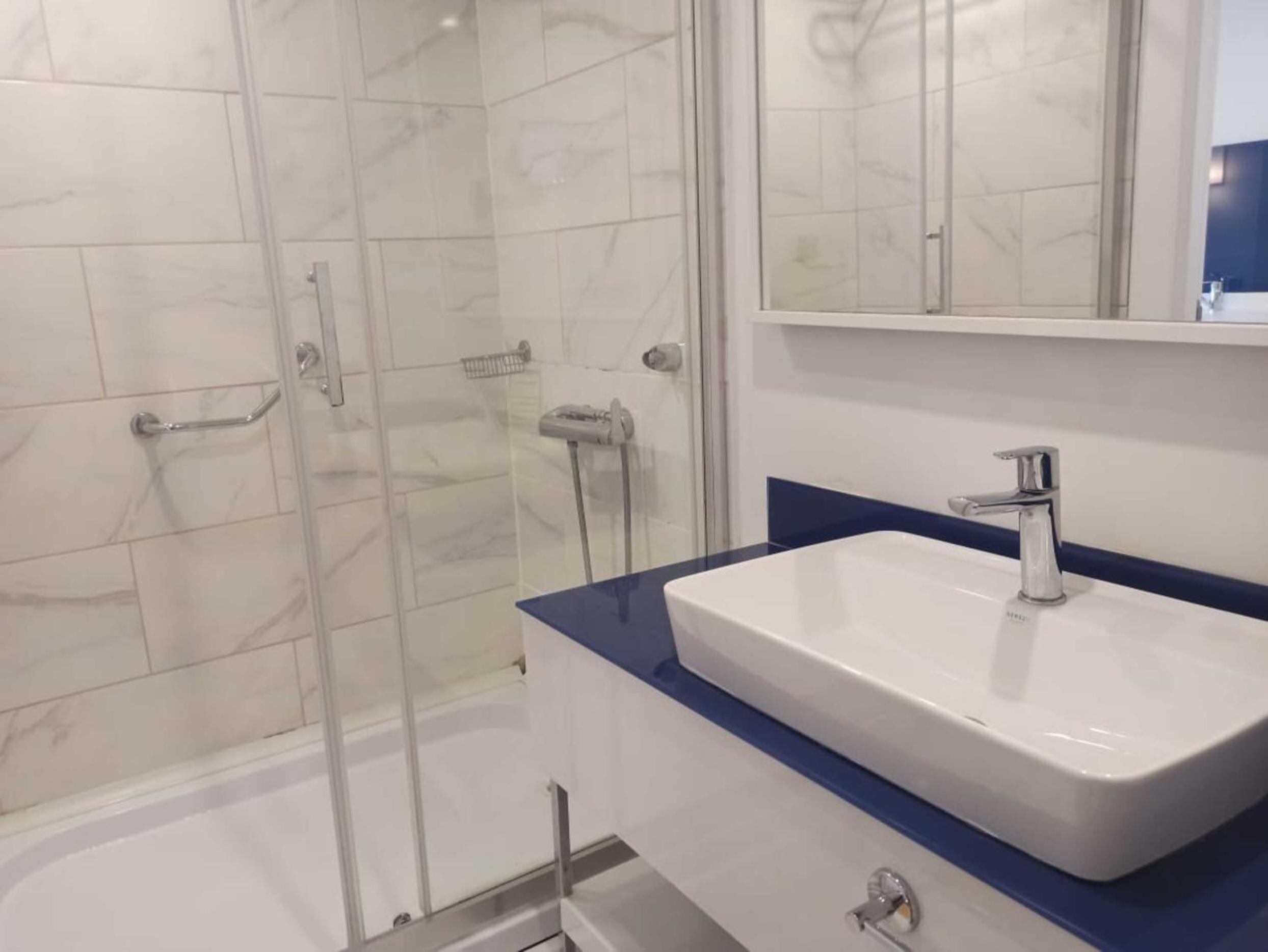 High Floor Apartment Sea & Lake View view 5