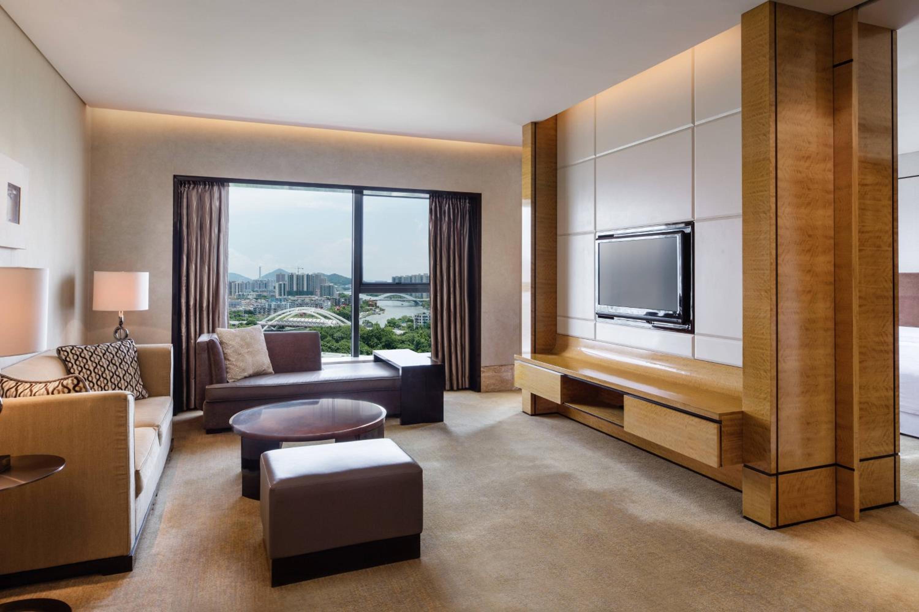 Zhongshan Vacations - Sheraton Zhongshan Hotel - Property Image 10