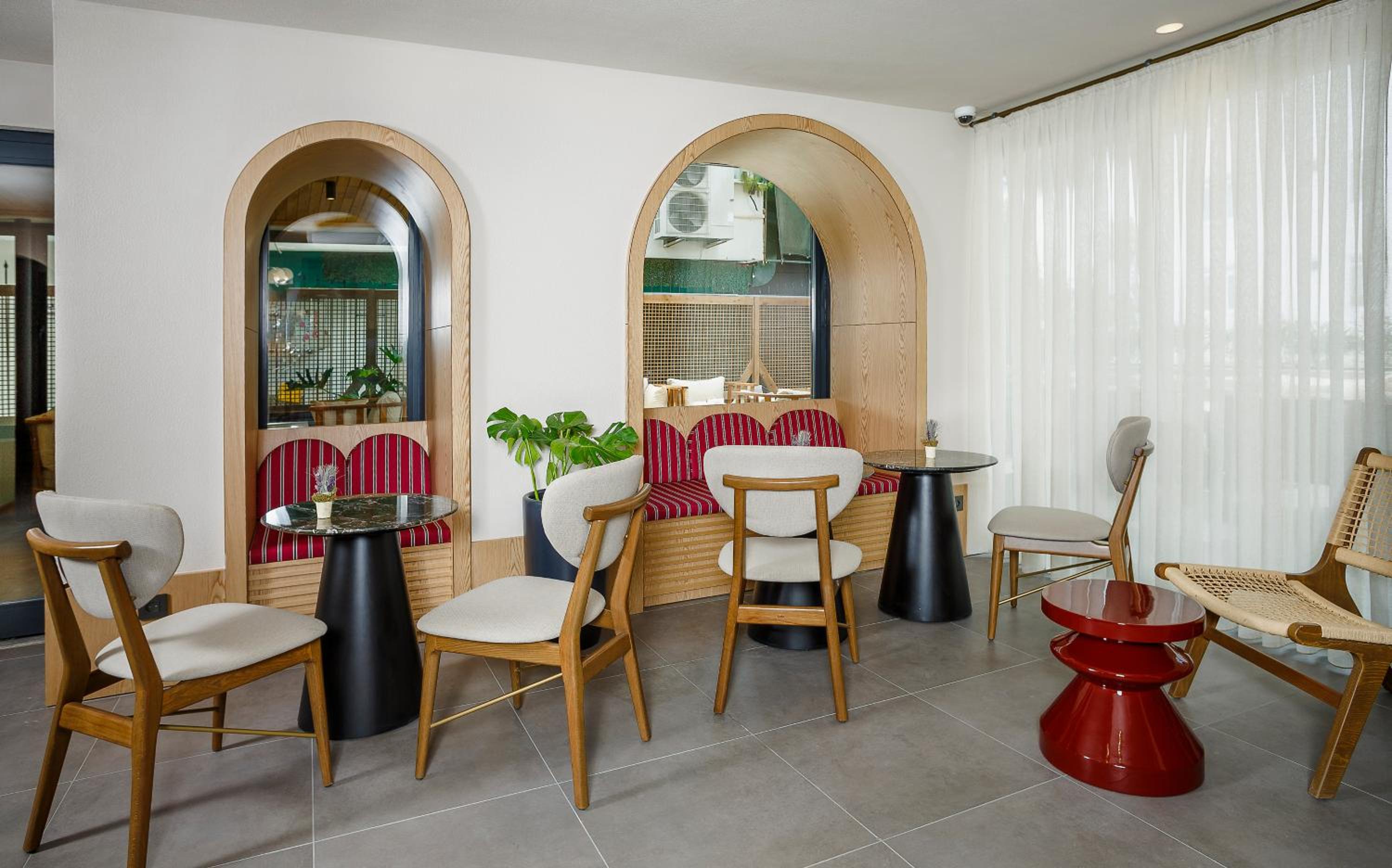 Sherwood Premio Hotel - Image 21