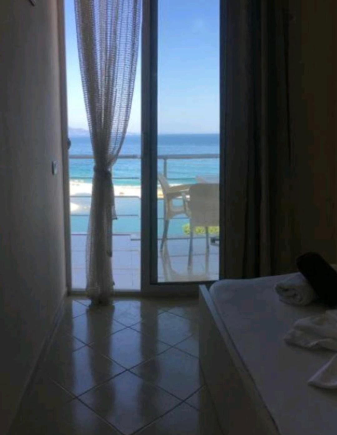 Diamond Sea en Sarandë