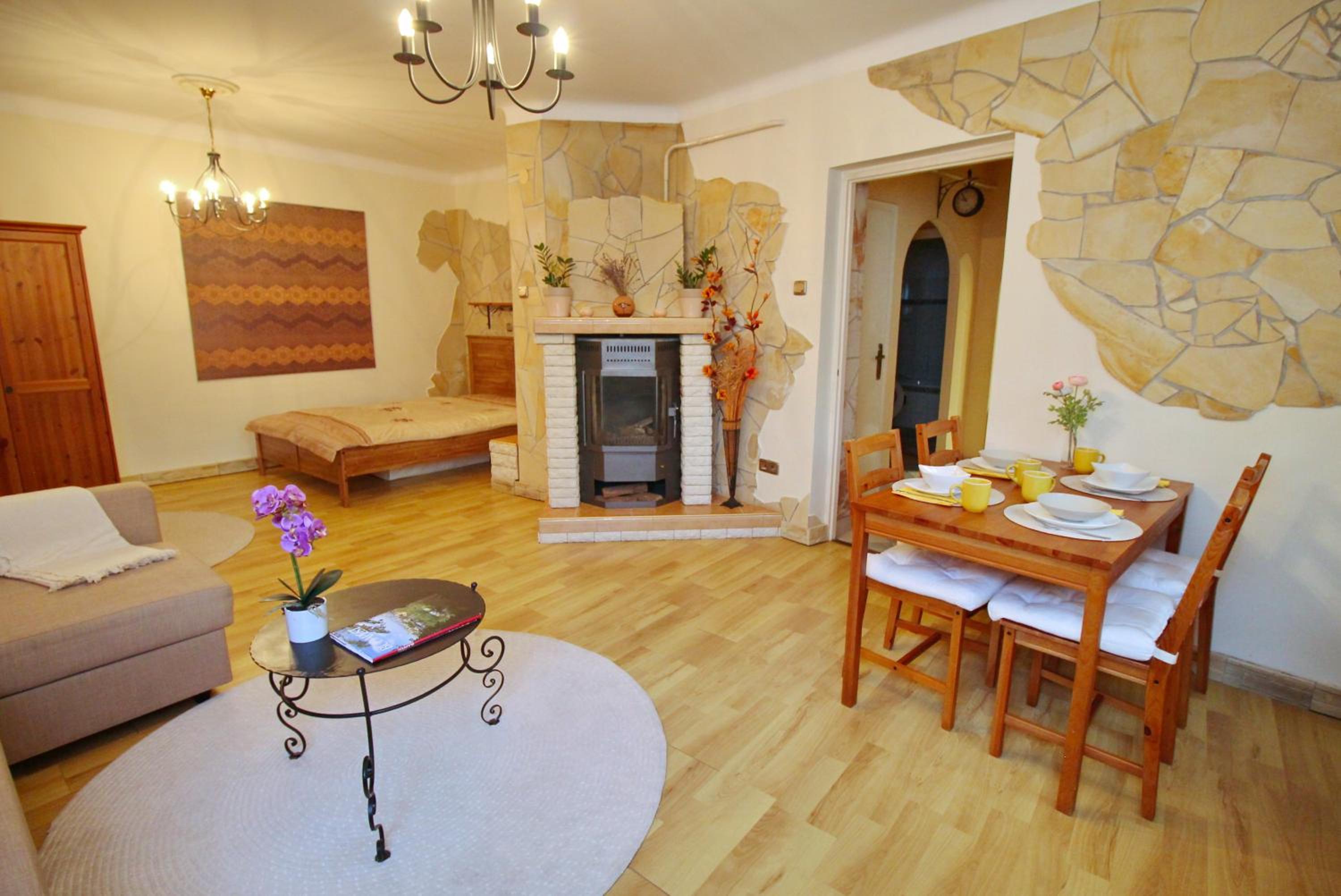 Cosy Castle Apartment