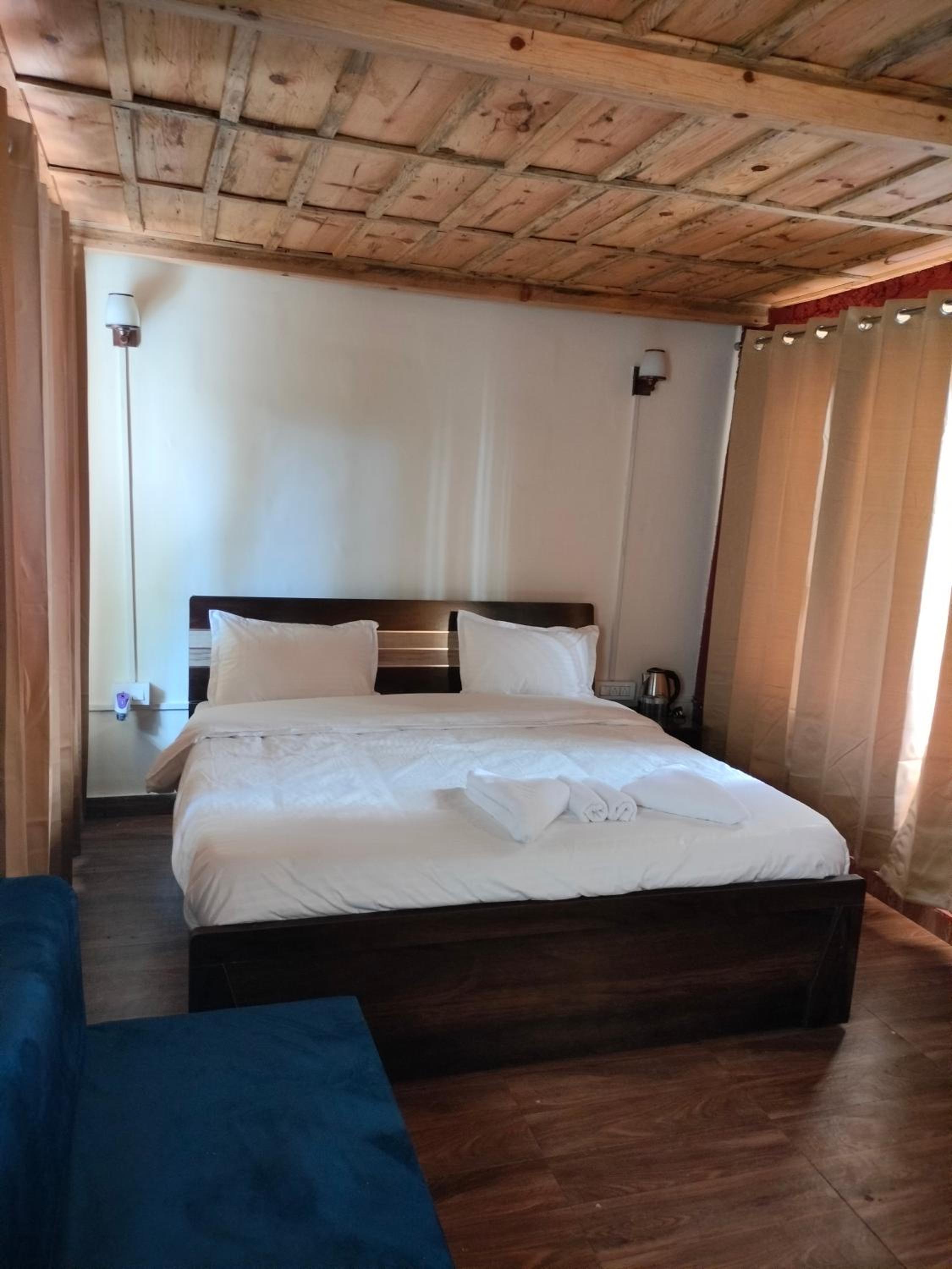 Shivalik Resorts