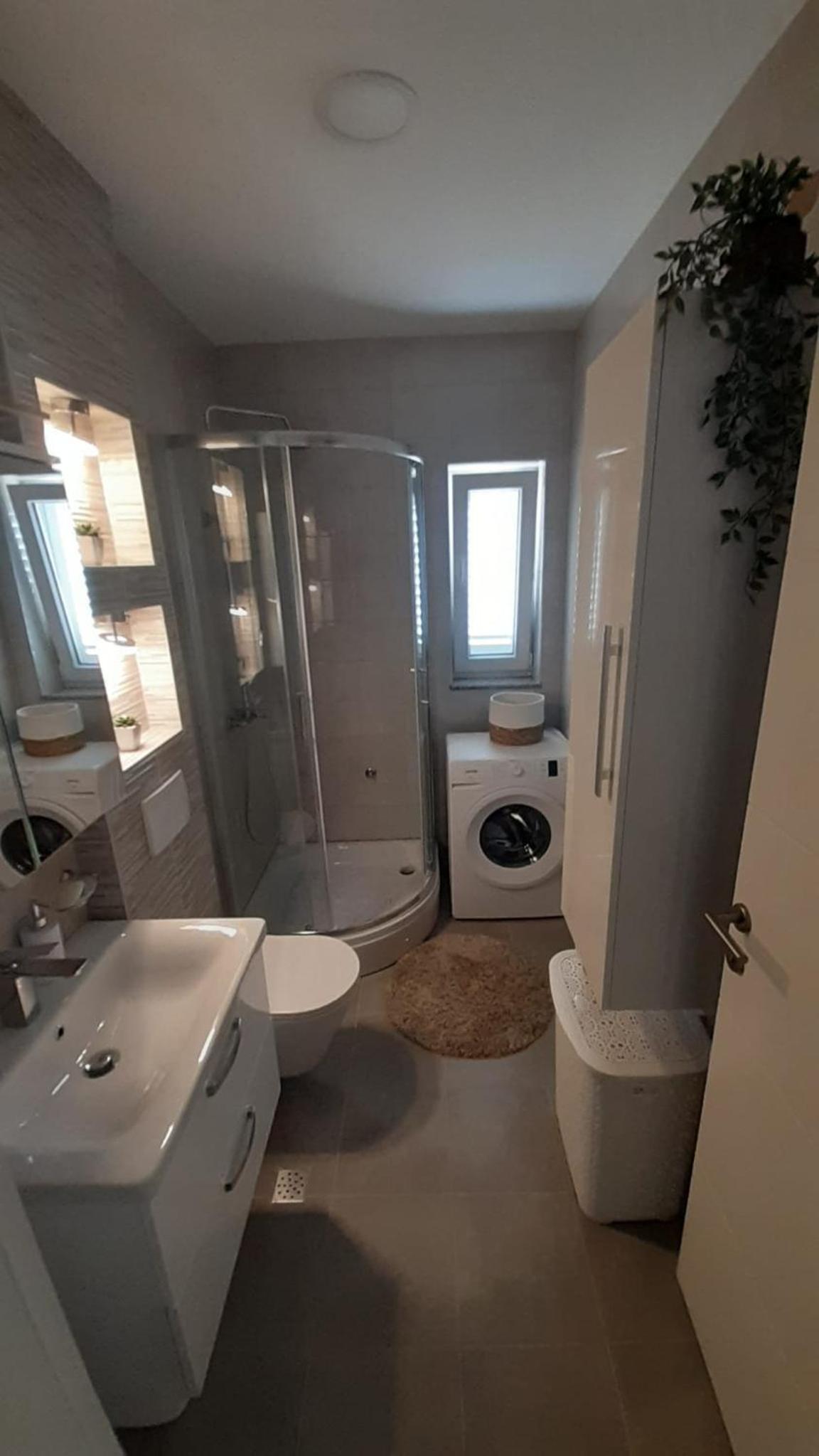 Apartmani Lucija