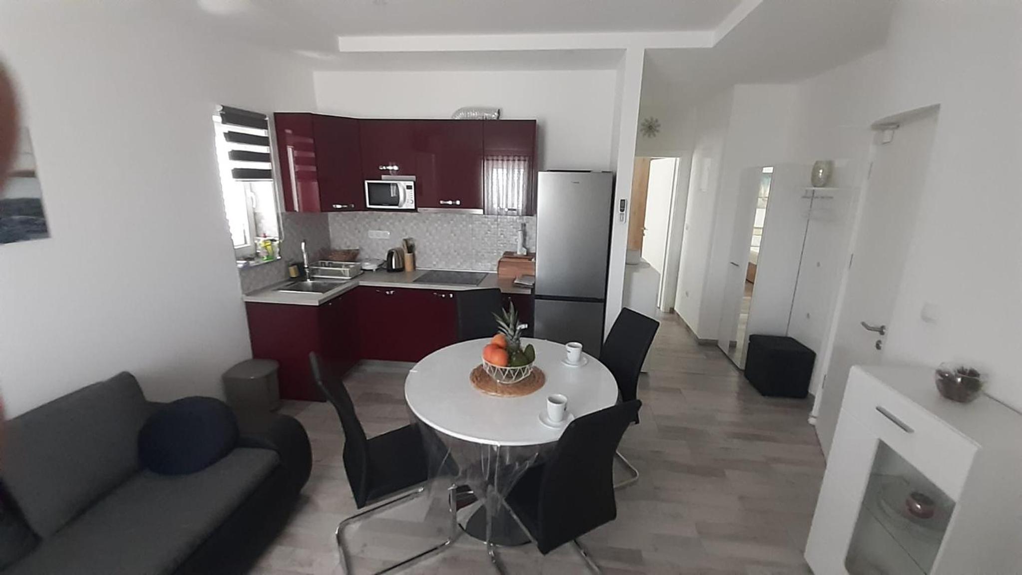Apartmani Lucija