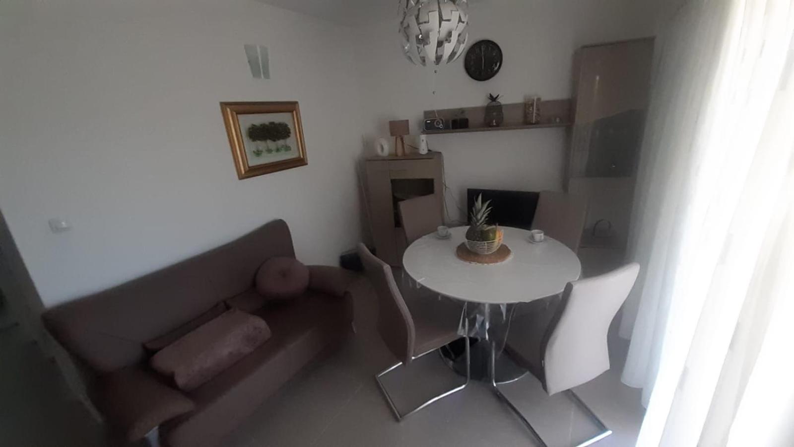 Apartmani Lucija