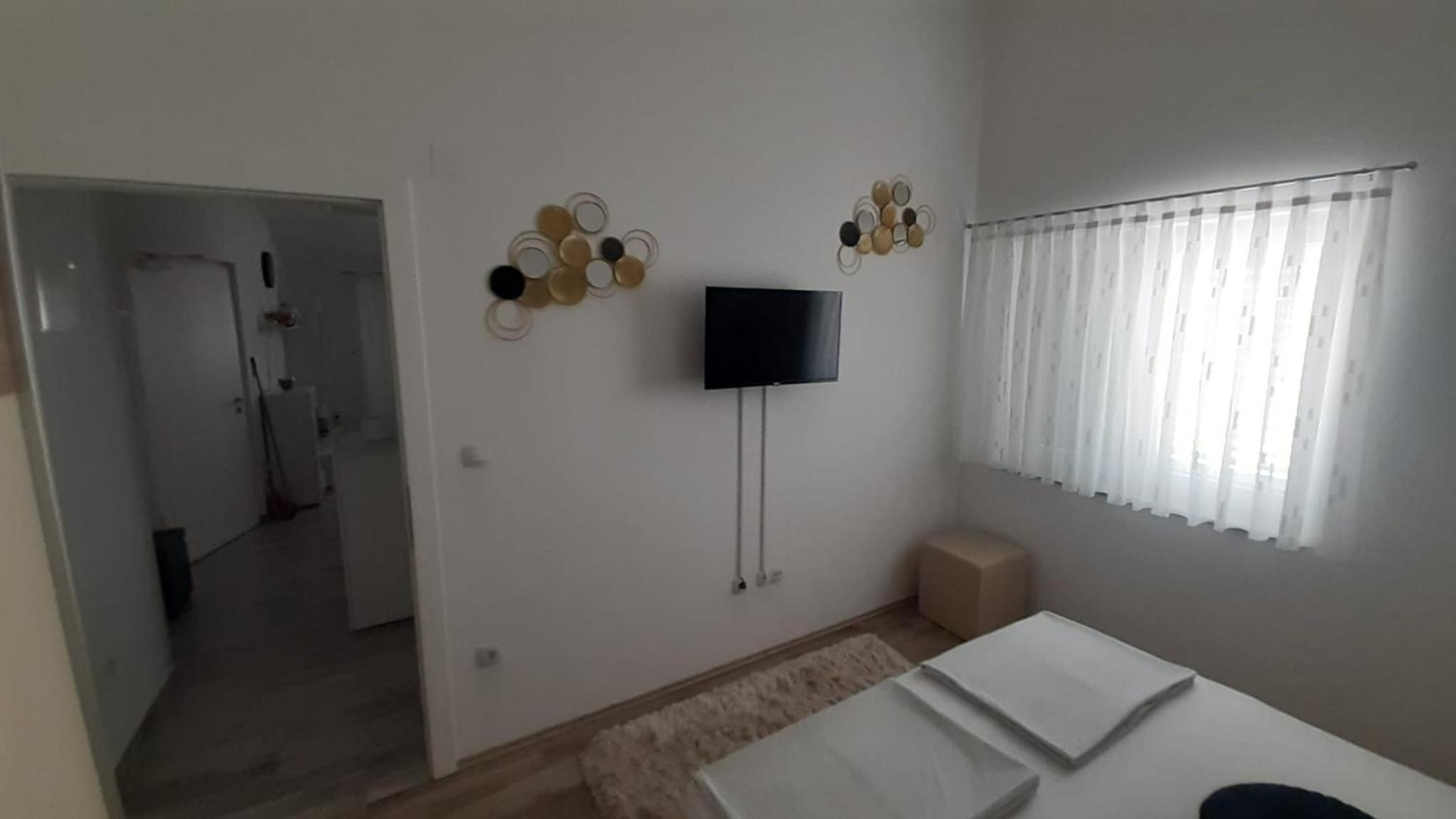 Apartmani Lucija