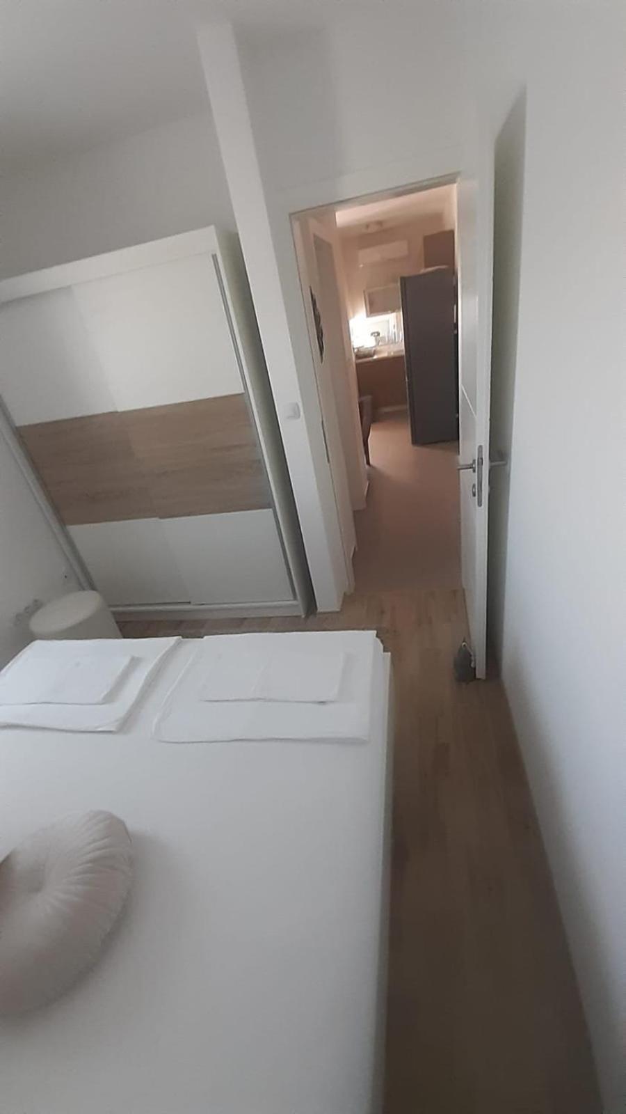Apartmani Lucija