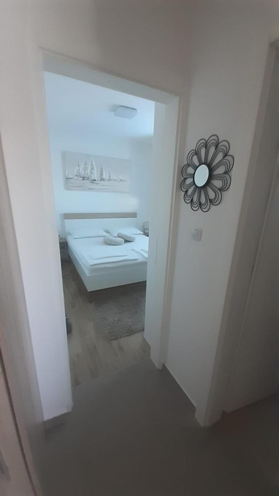 Apartmani Lucija