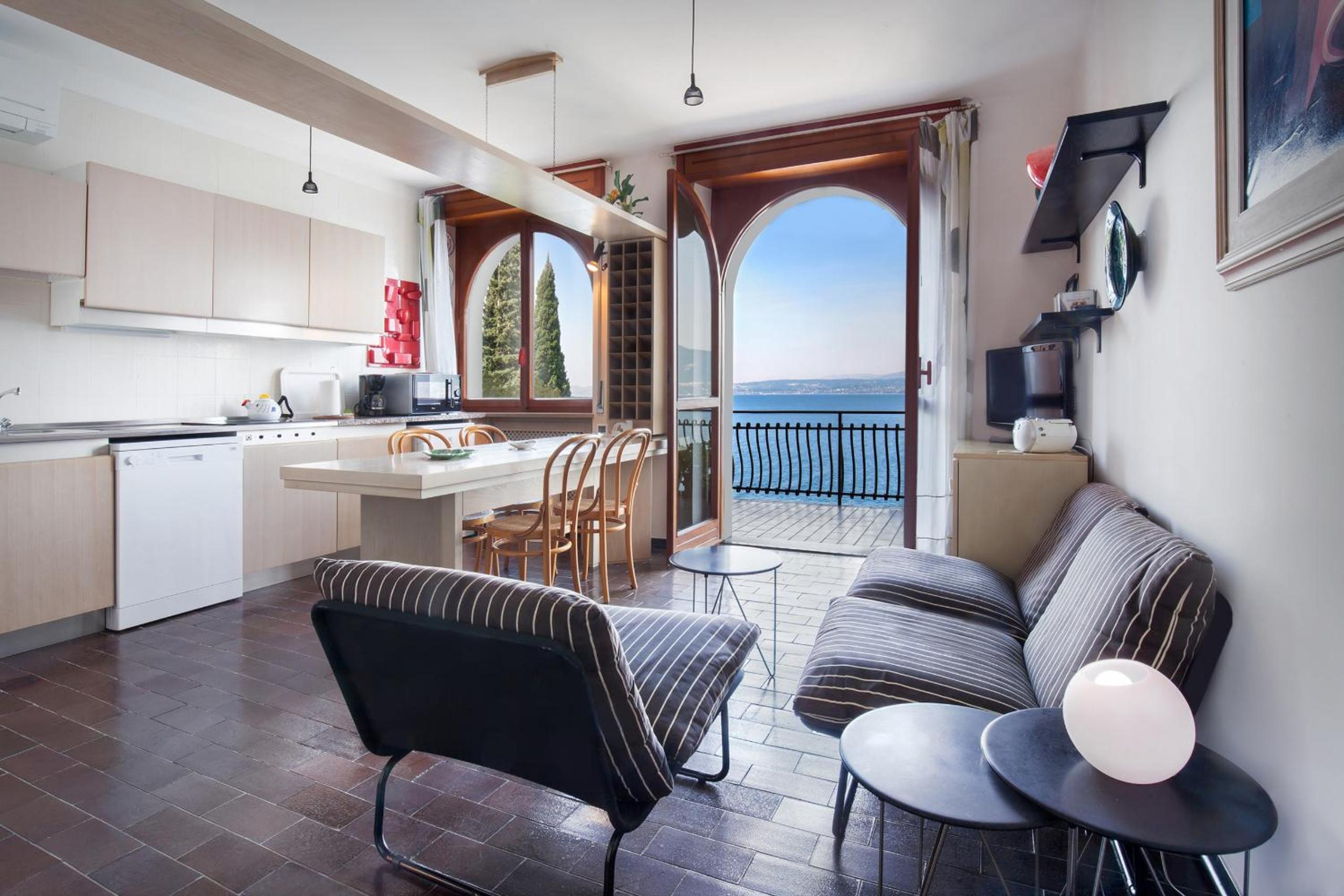 Hermitage Apartment