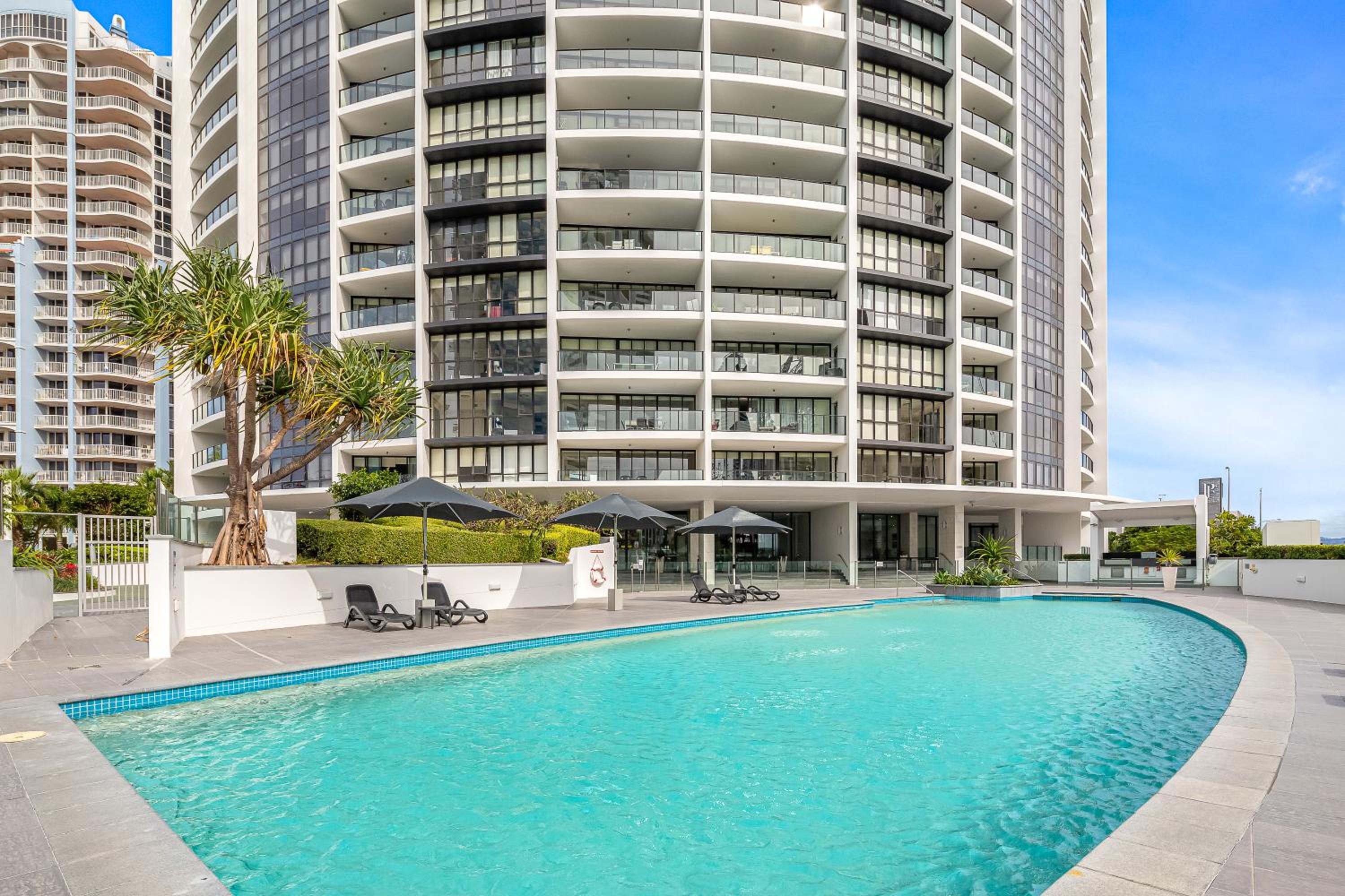 Sierra Grand Apartments - Hosted by Wow Stay