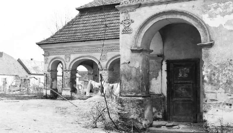 Kaštieľ Košťany