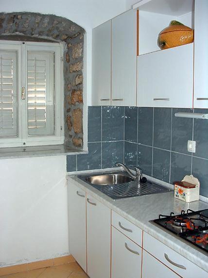 Appartement in einem dalmatischen Haus in Novigrad-Dalmatien neben Zadar, mit Klimaanlage AC