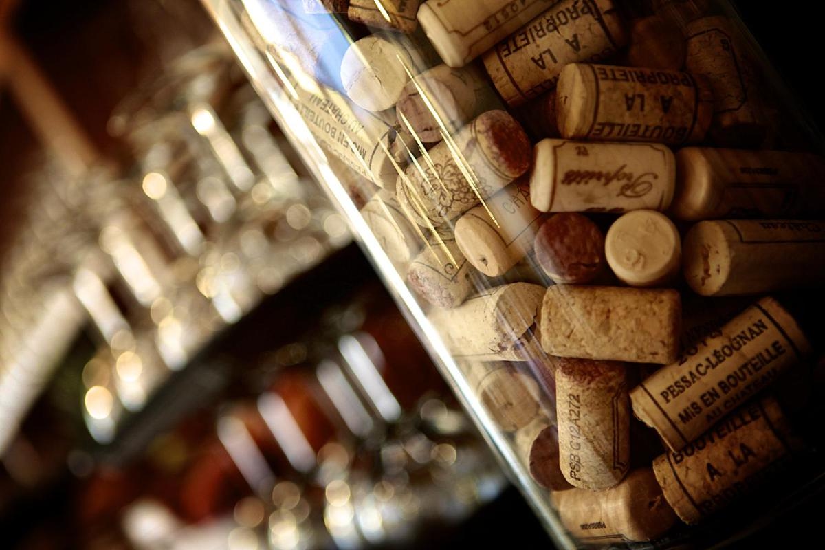bar