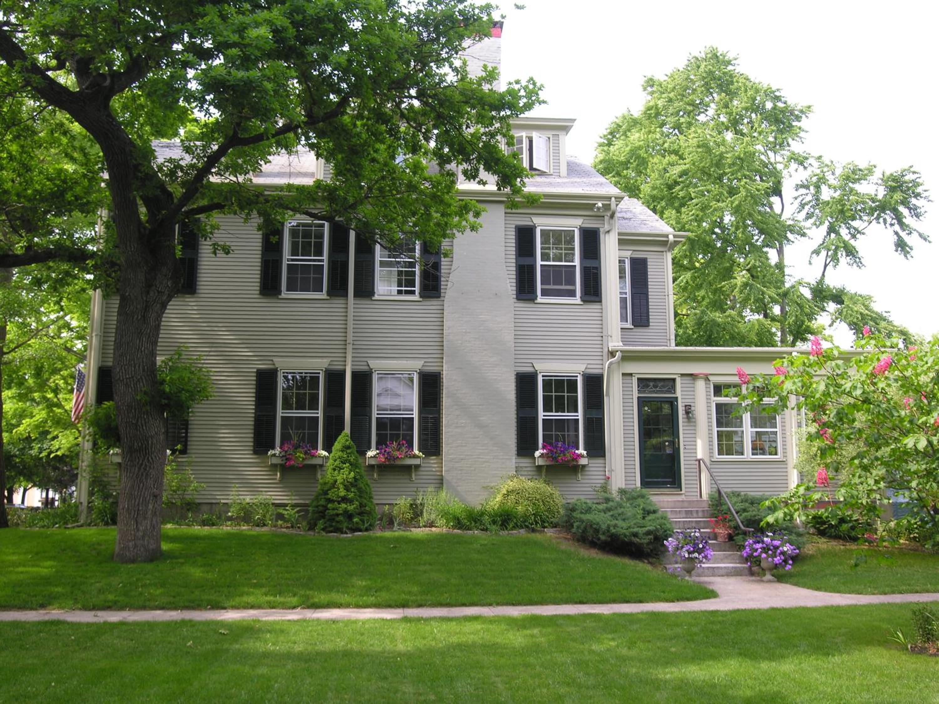 Delano Homestead Bed and Breakfast view 3