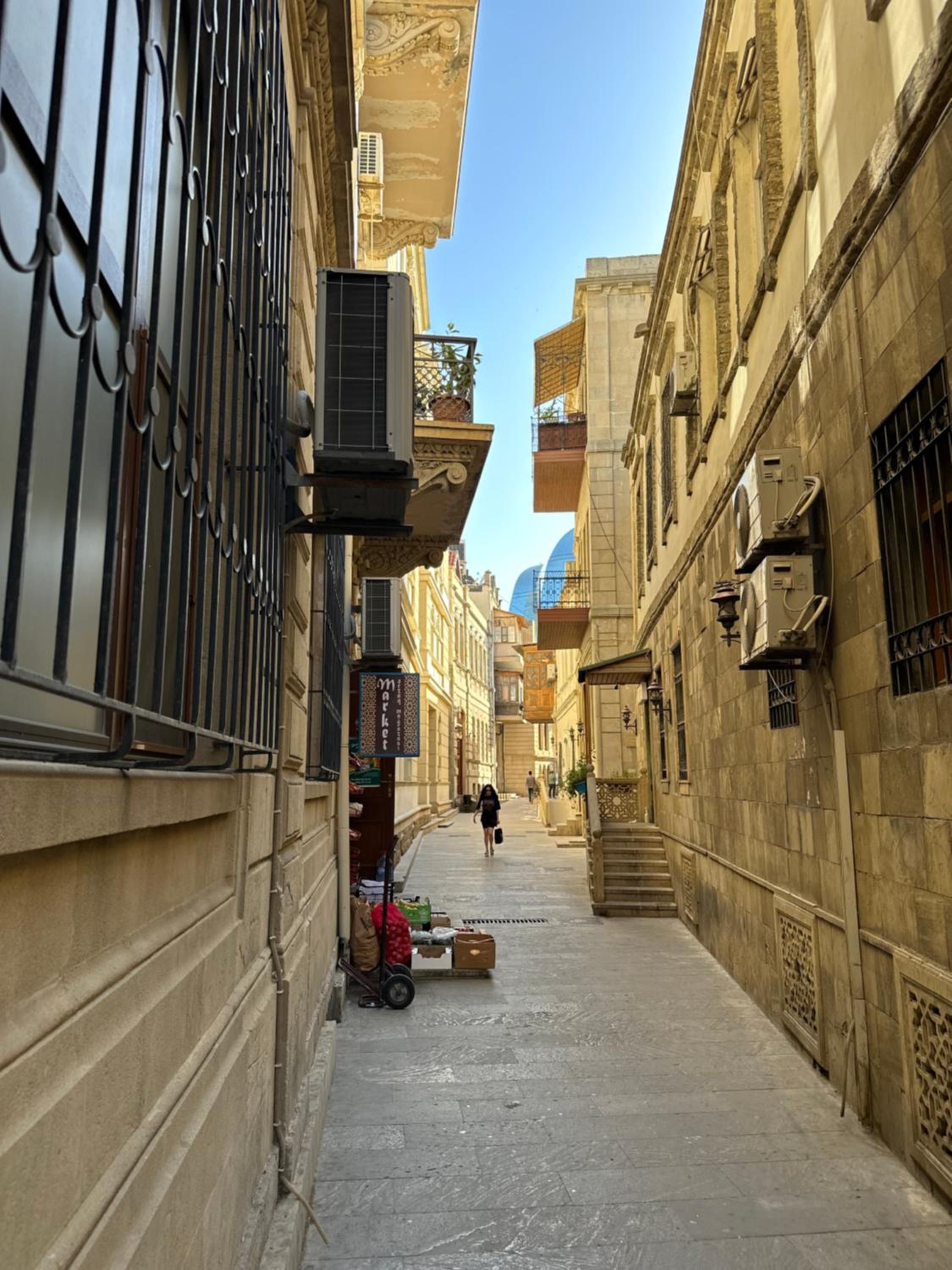 Etnic apartment near Maiden tower center of Baku