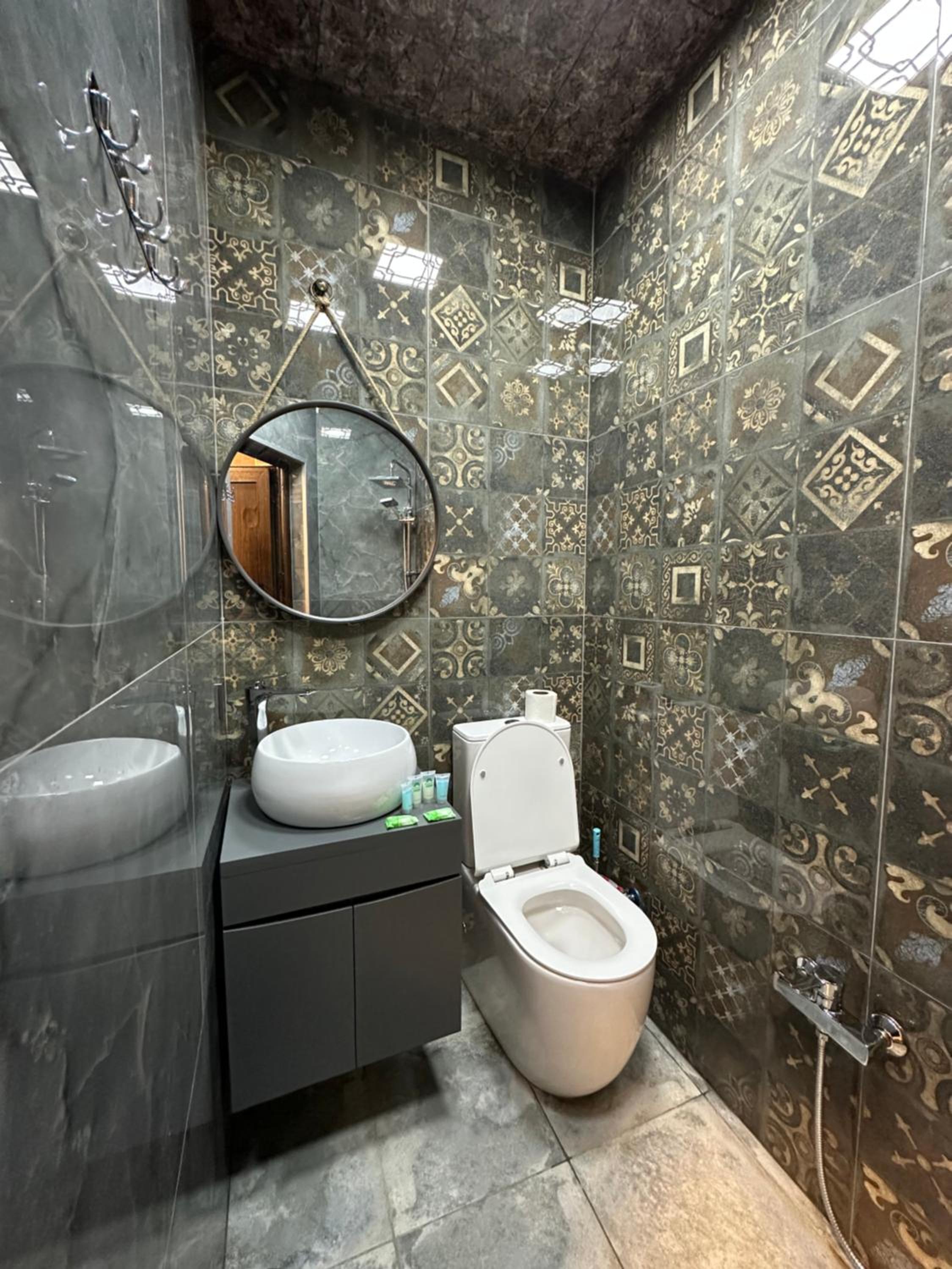 Etnic apartment near Maiden tower center of Baku