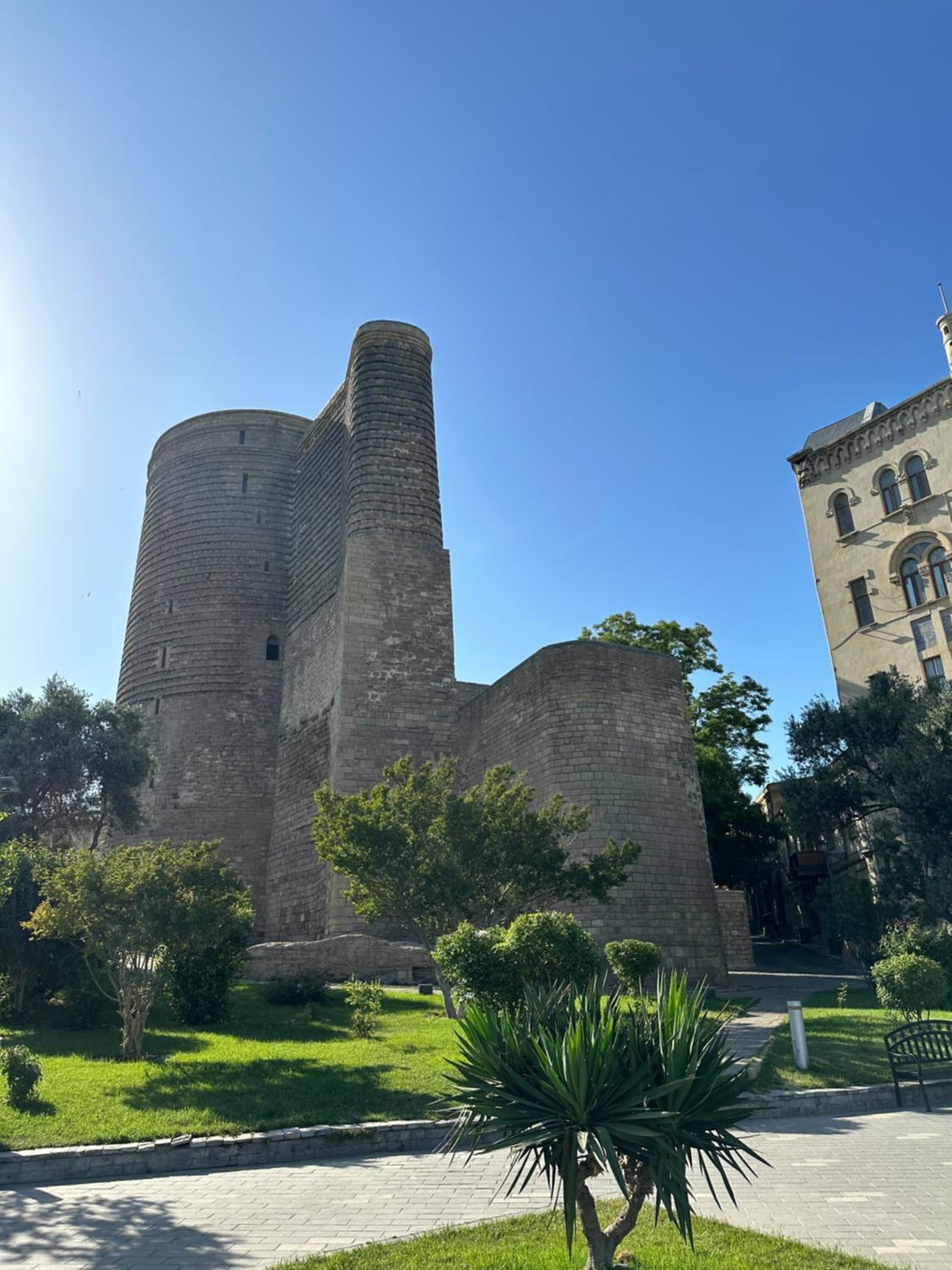 Etnic apartment near Maiden tower center of Baku
