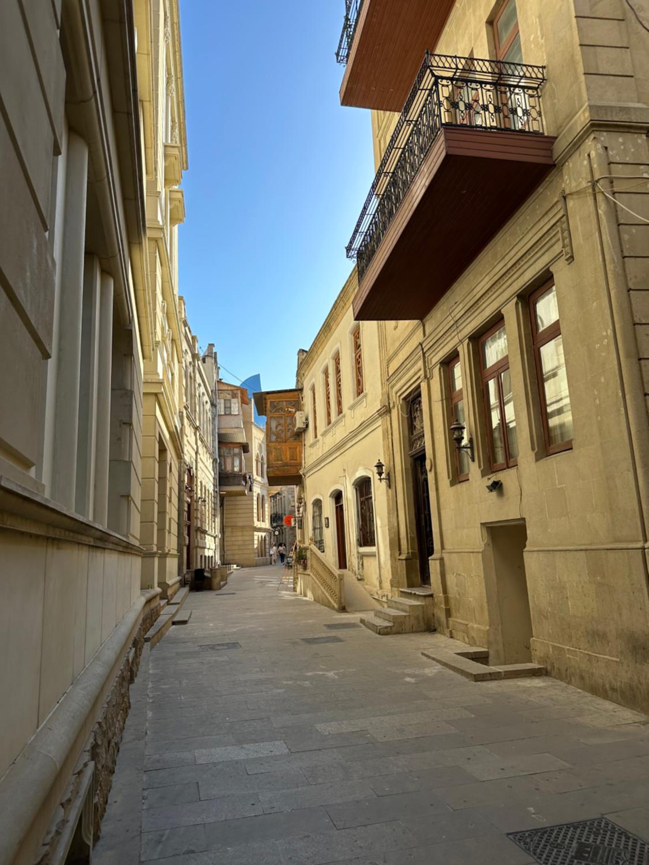 Etnic apartment near Maiden tower center of Baku