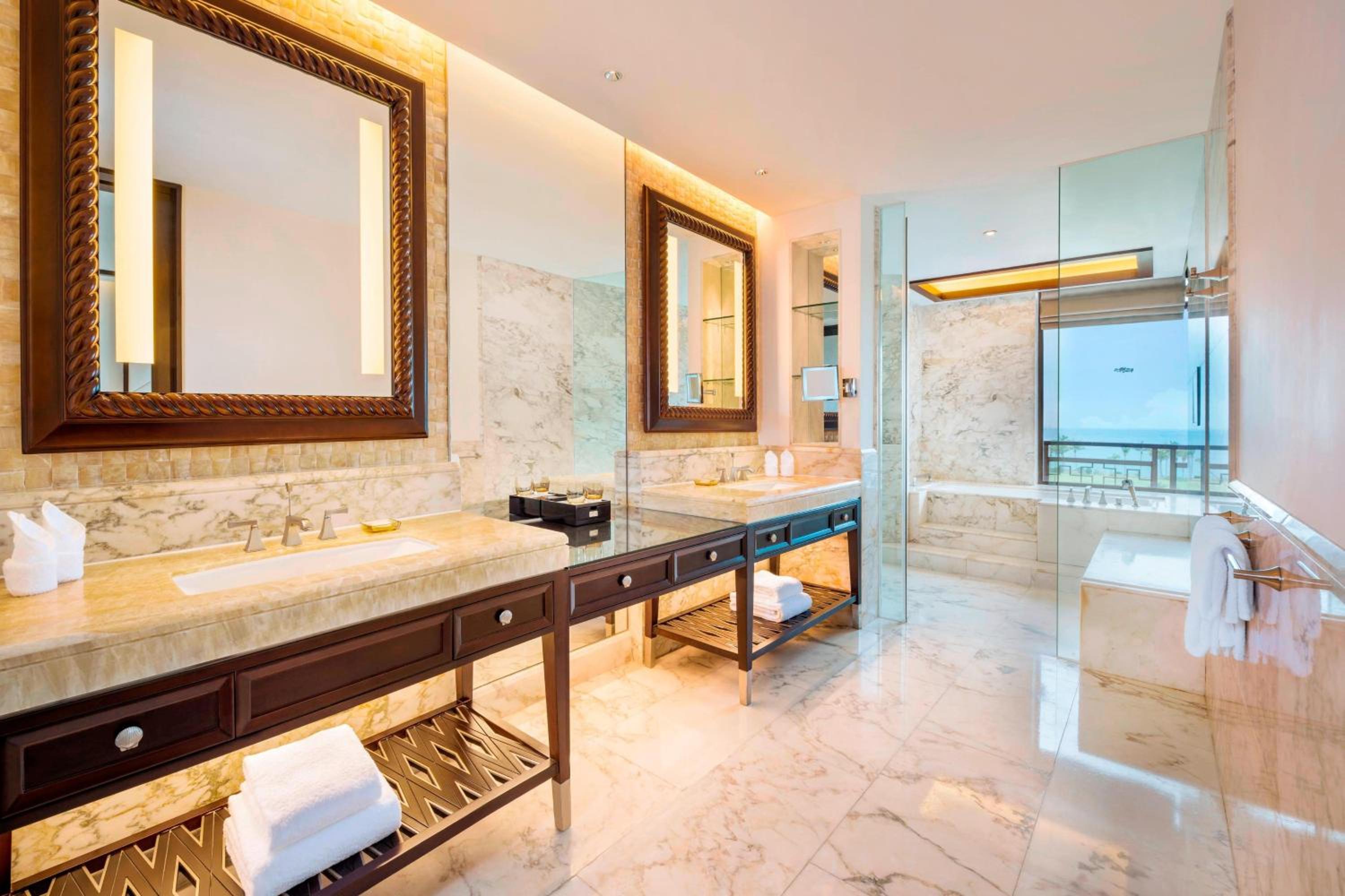 The St. Regis Sanya Yalong Bay Resort 78