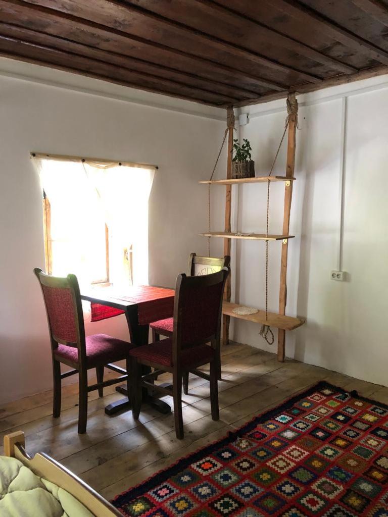 Guesthouse Kujtimi