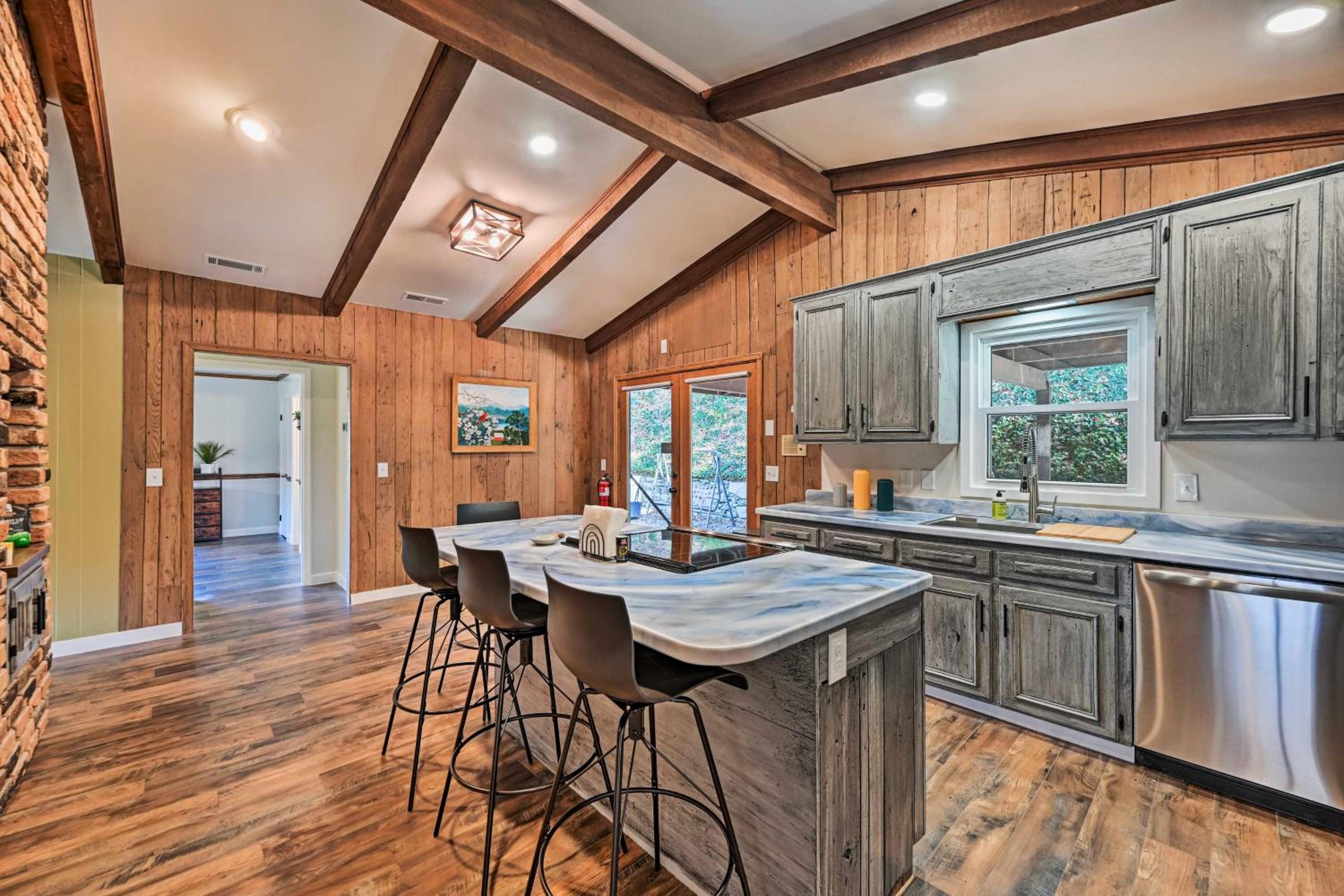 5br! Smokey Mountains! Hot Tub, Game Room view 5