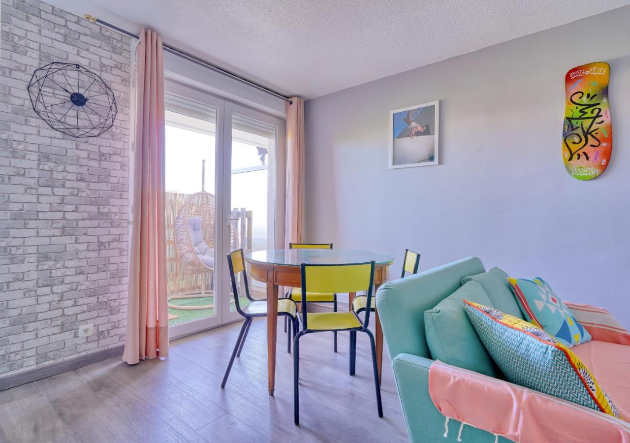 Urban Escape - Design Vibrant & Terrasse intime à 3 min du Parc des Coquibus - Proche ORLY
