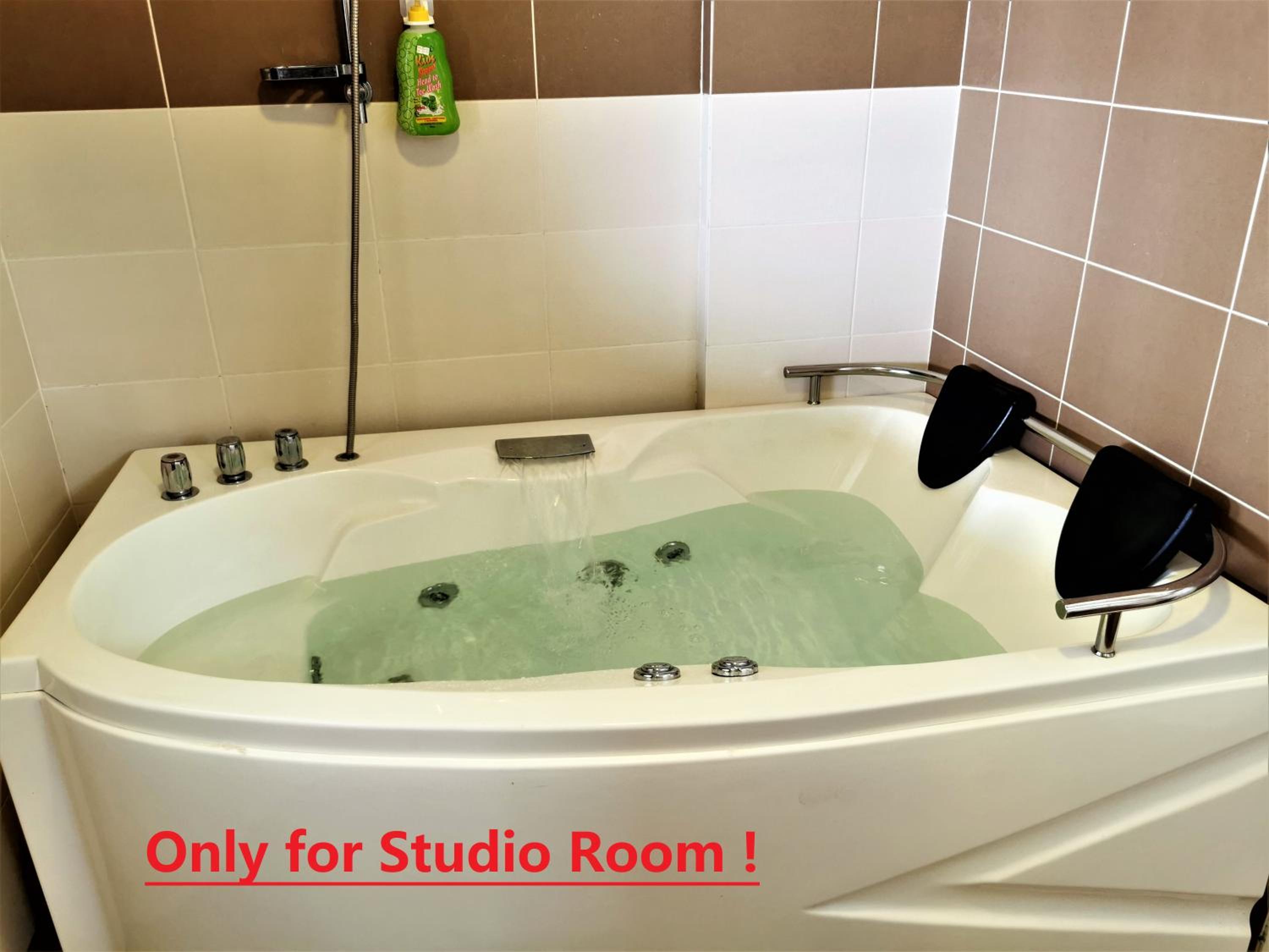B - Lagoon Water Themepark Suite Melaka Town photo 6