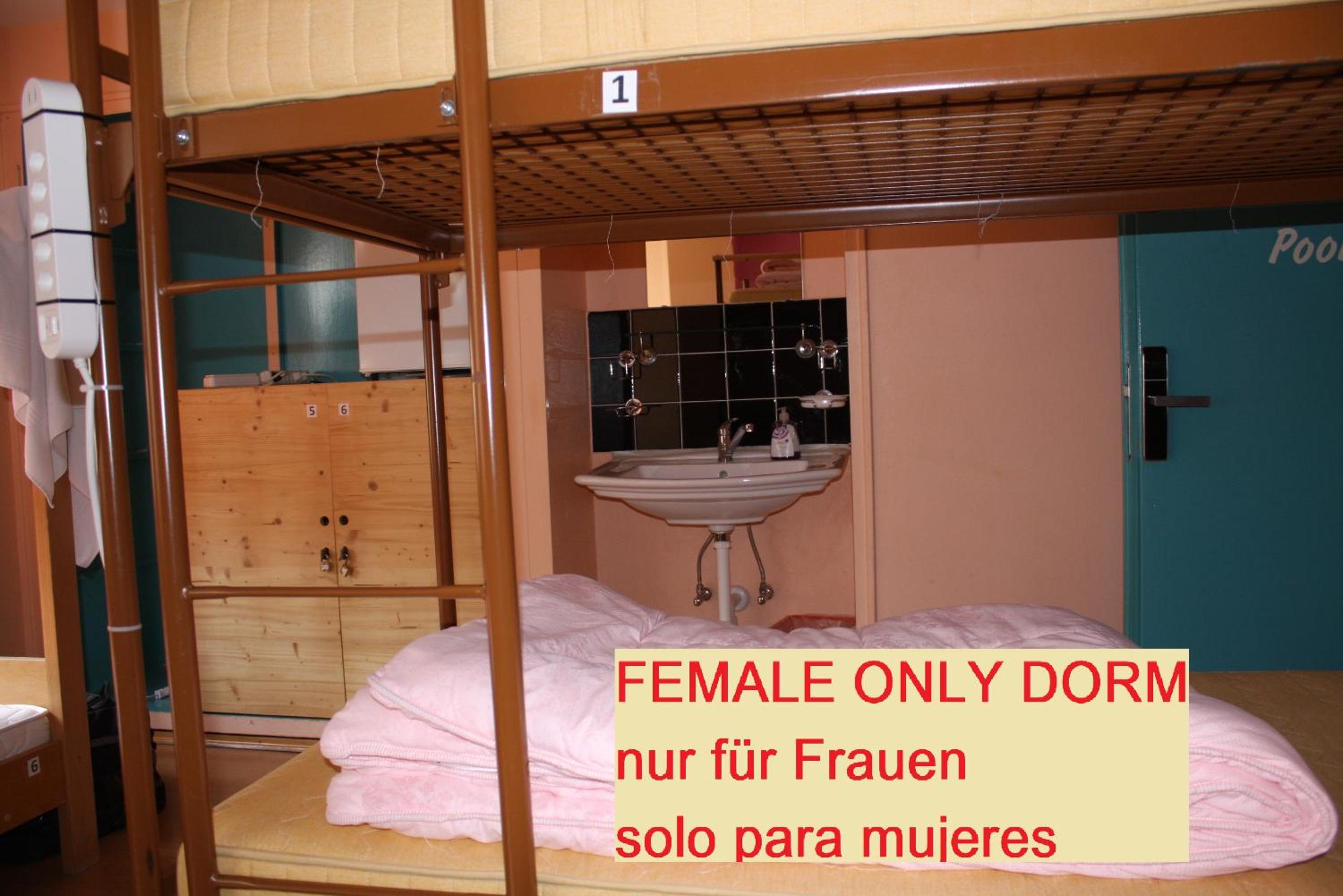 Photo 28