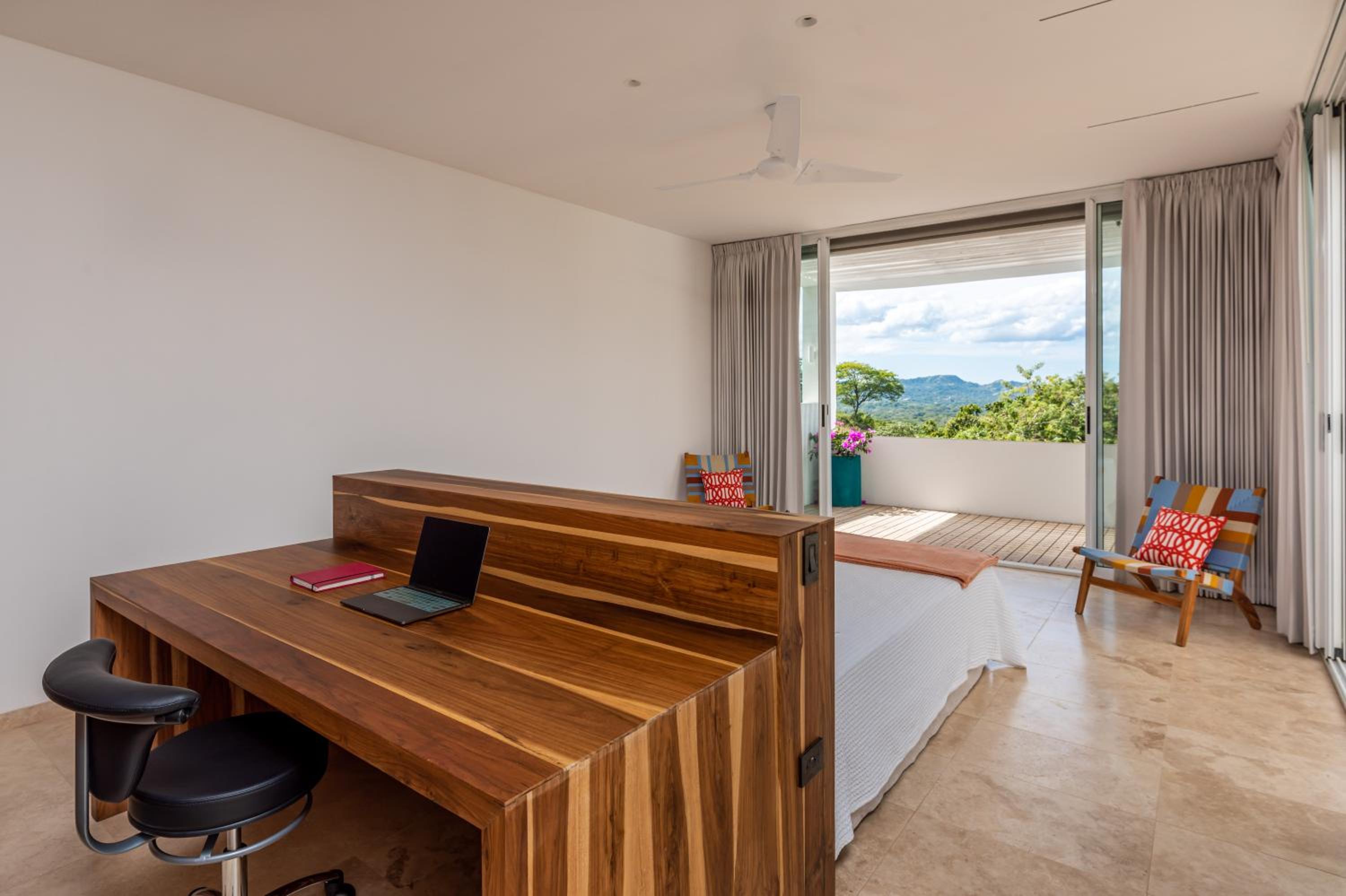 Beautiful Getaway 3BR House/ amazing ocean view