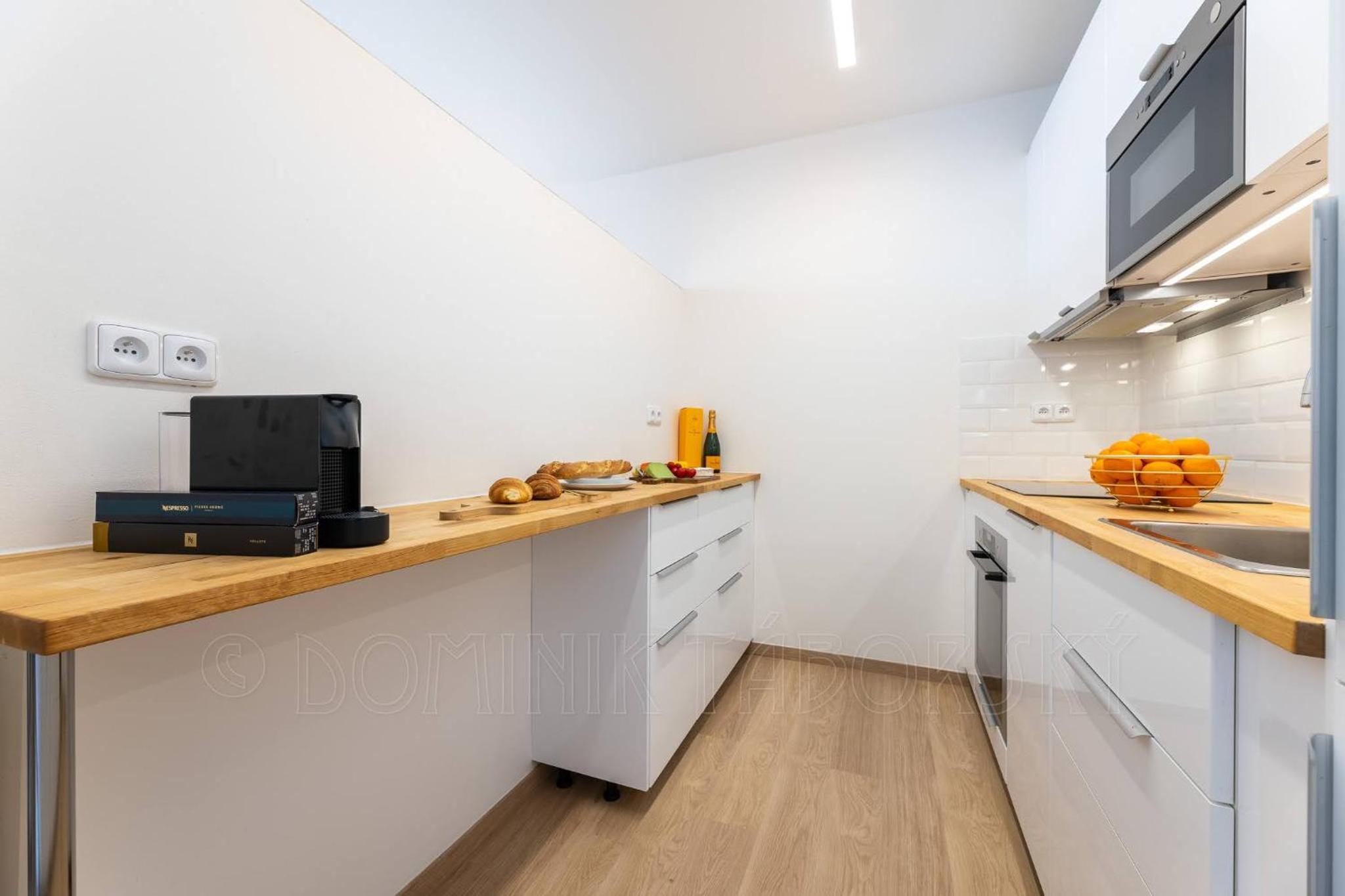 Exclusive Old Town Suites with City Views & AC by EasyBNB Premium