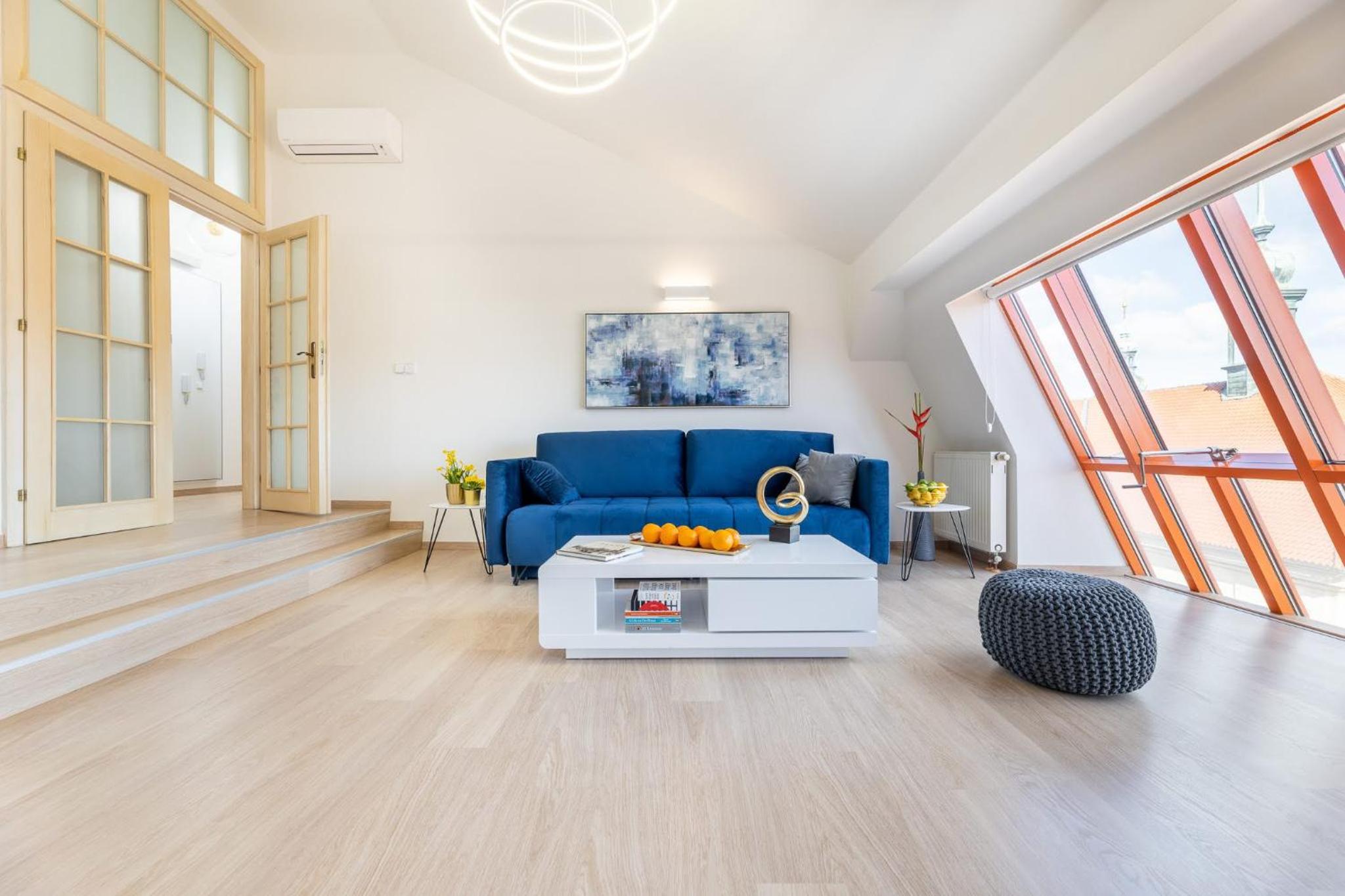Exclusive Old Town Suites with City Views & AC by EasyBNB Premium