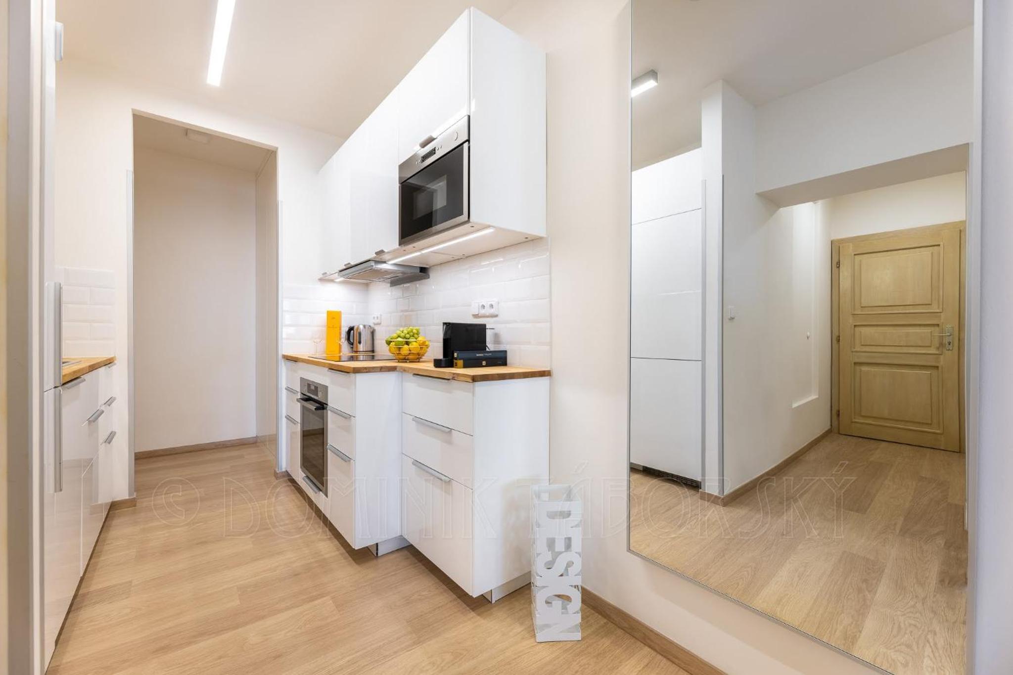 Exclusive Old Town Suites with City Views & AC by EasyBNB Premium