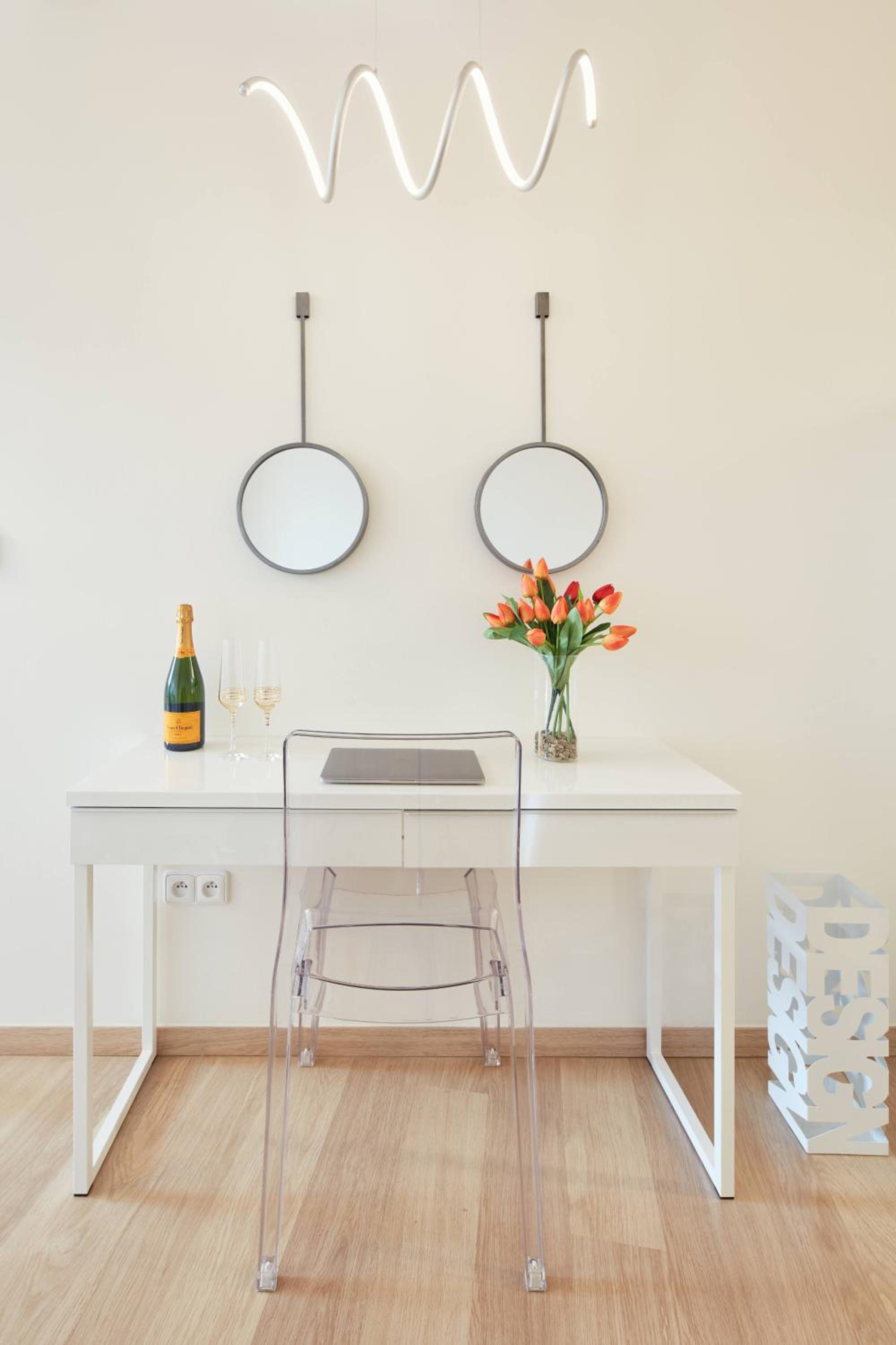 Exclusive Old Town Suites with City Views & AC by EasyBNB Premium