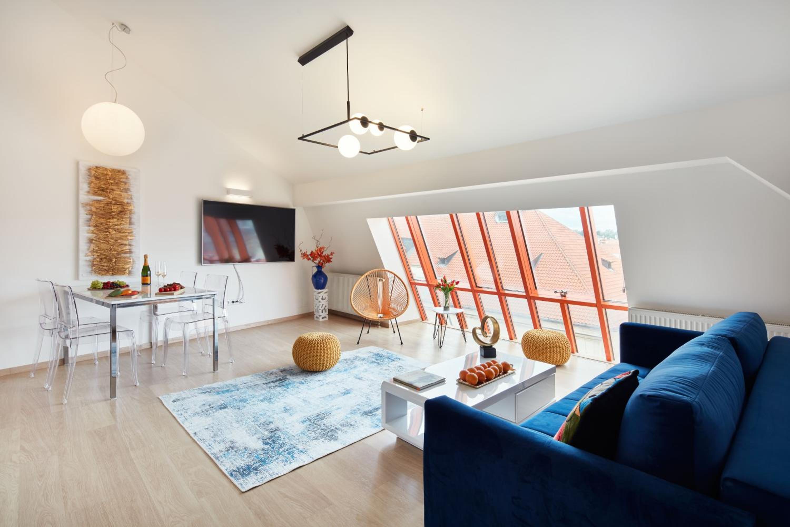 Exclusive Old Town Suites with City Views & AC by EasyBNB Premium