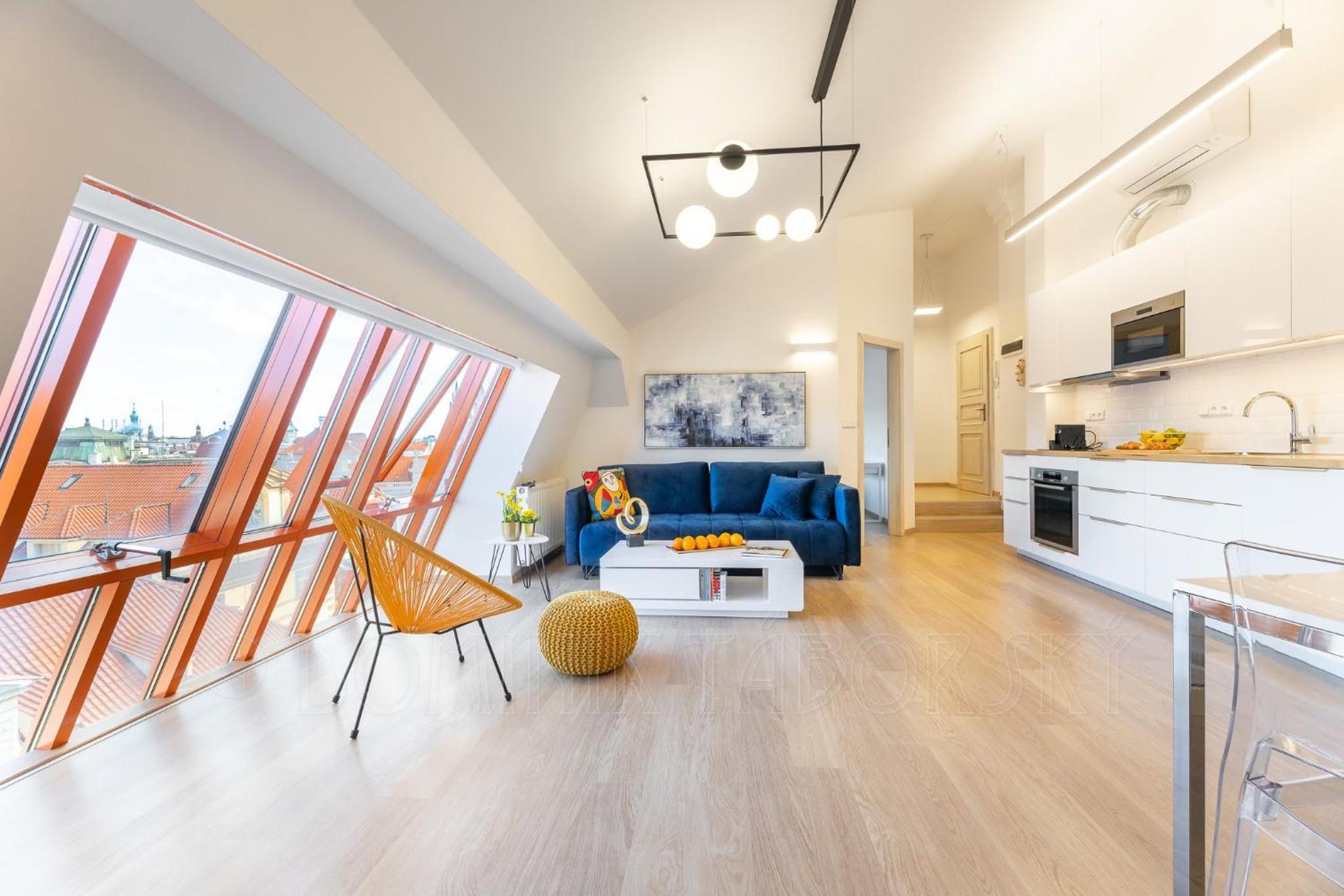 Exclusive Old Town Suites with City Views & AC by EasyBNB Premium